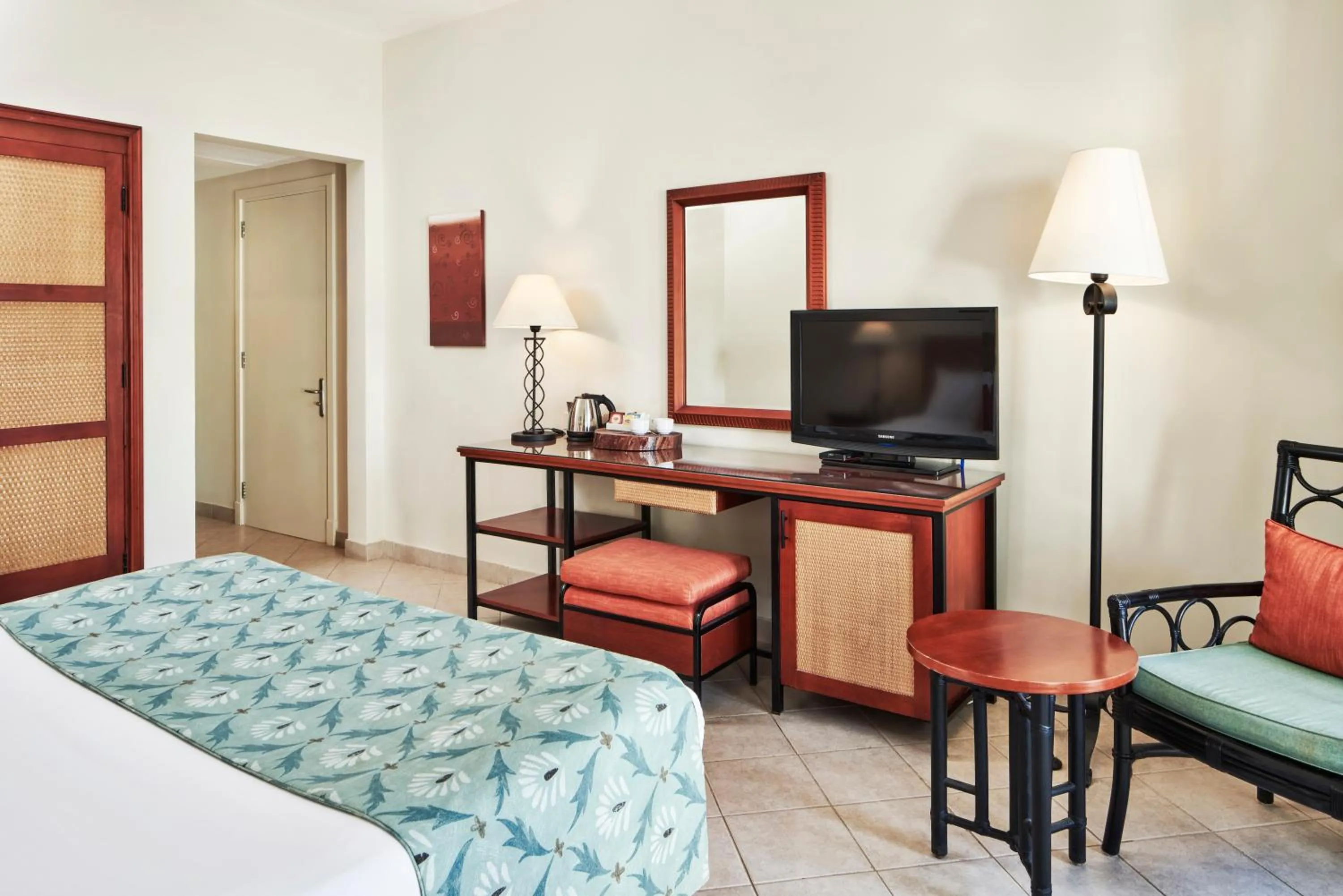 Bedroom, Bed in Fanadir Hotel El Gouna