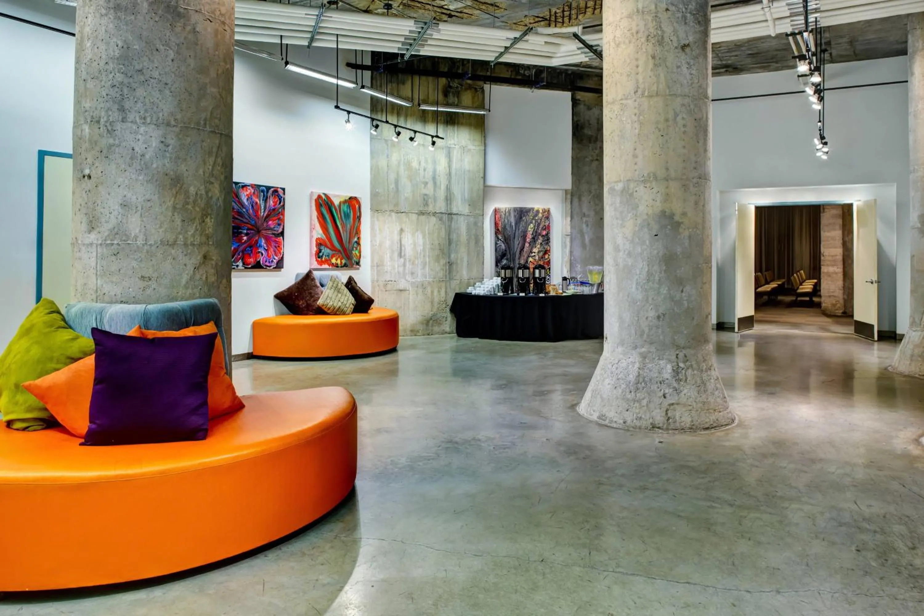 Meeting/conference room in Aloft Dallas Downtown