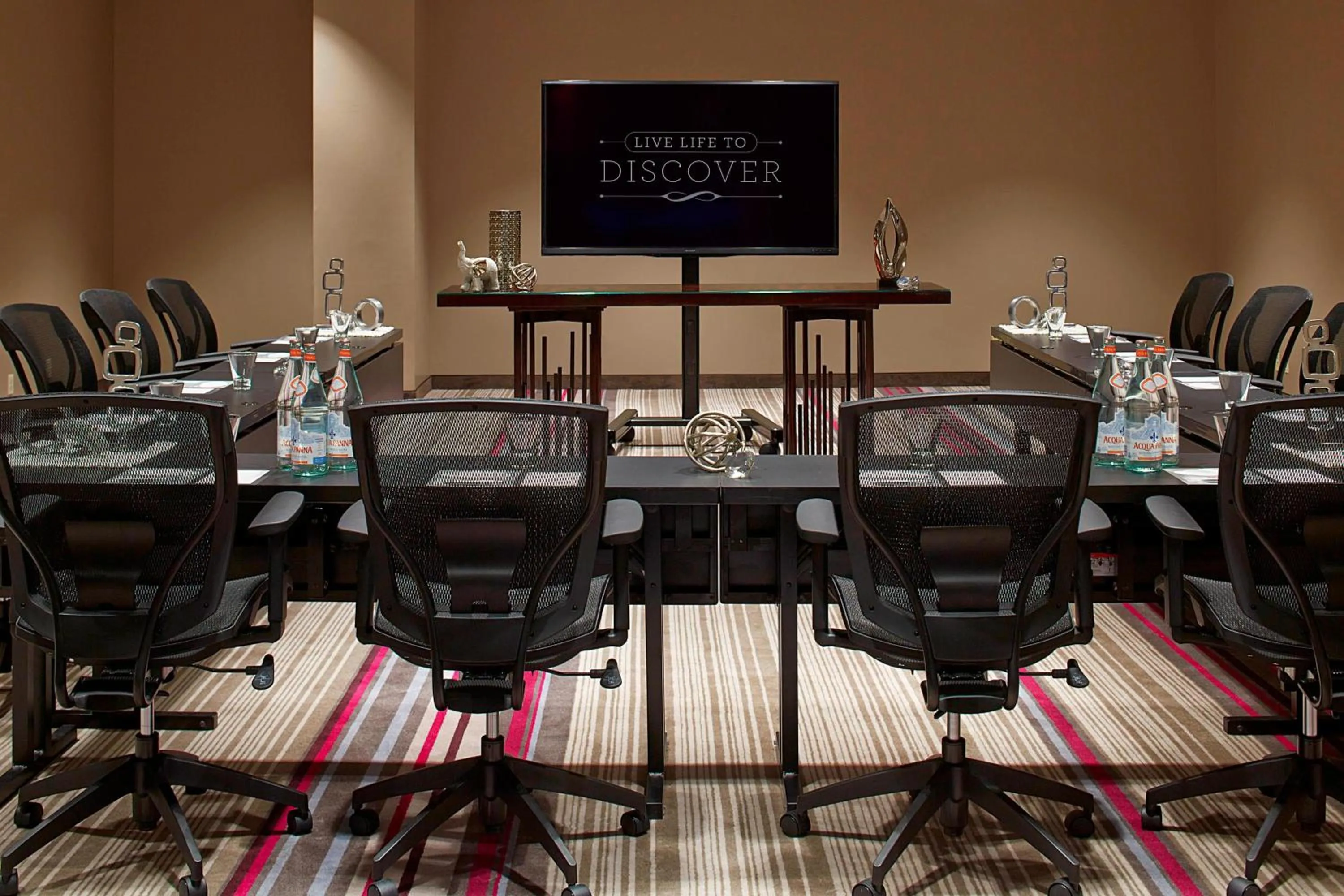 Meeting/conference room in Renaissance Atlanta Waverly Hotel & Convention Center