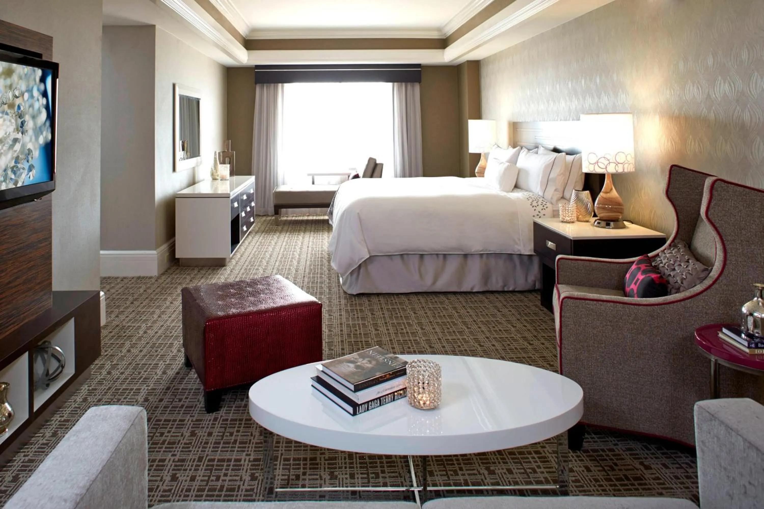 Bedroom, Bed in Renaissance Atlanta Waverly Hotel & Convention Center