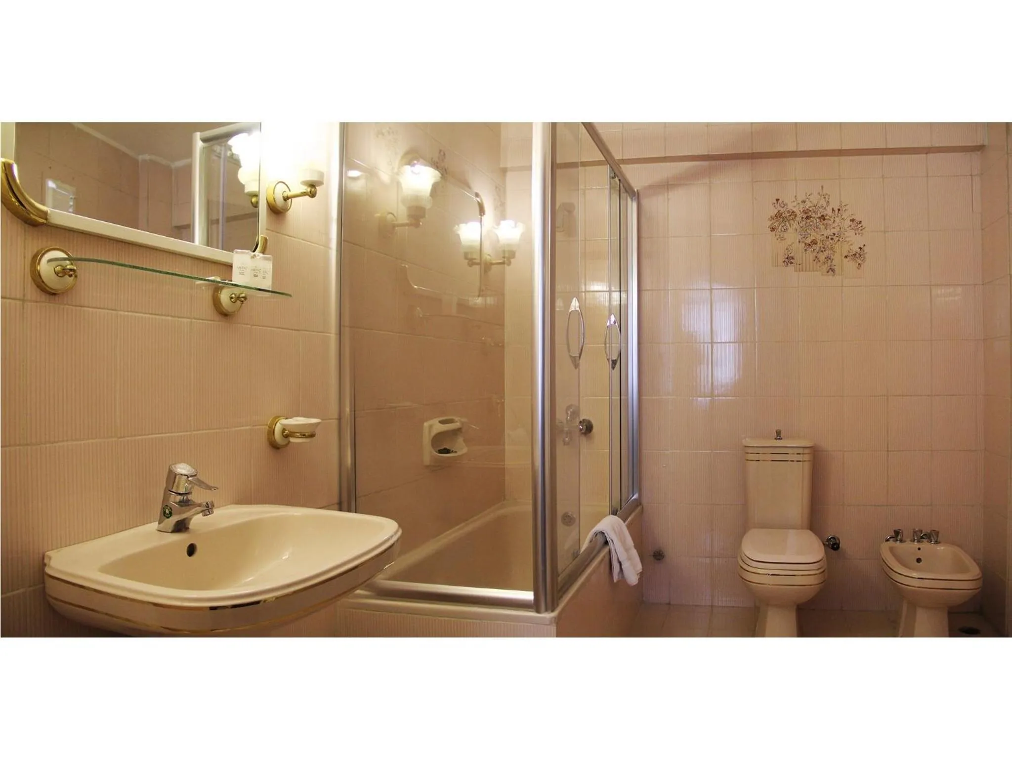 Bathroom in Hotel Artiç