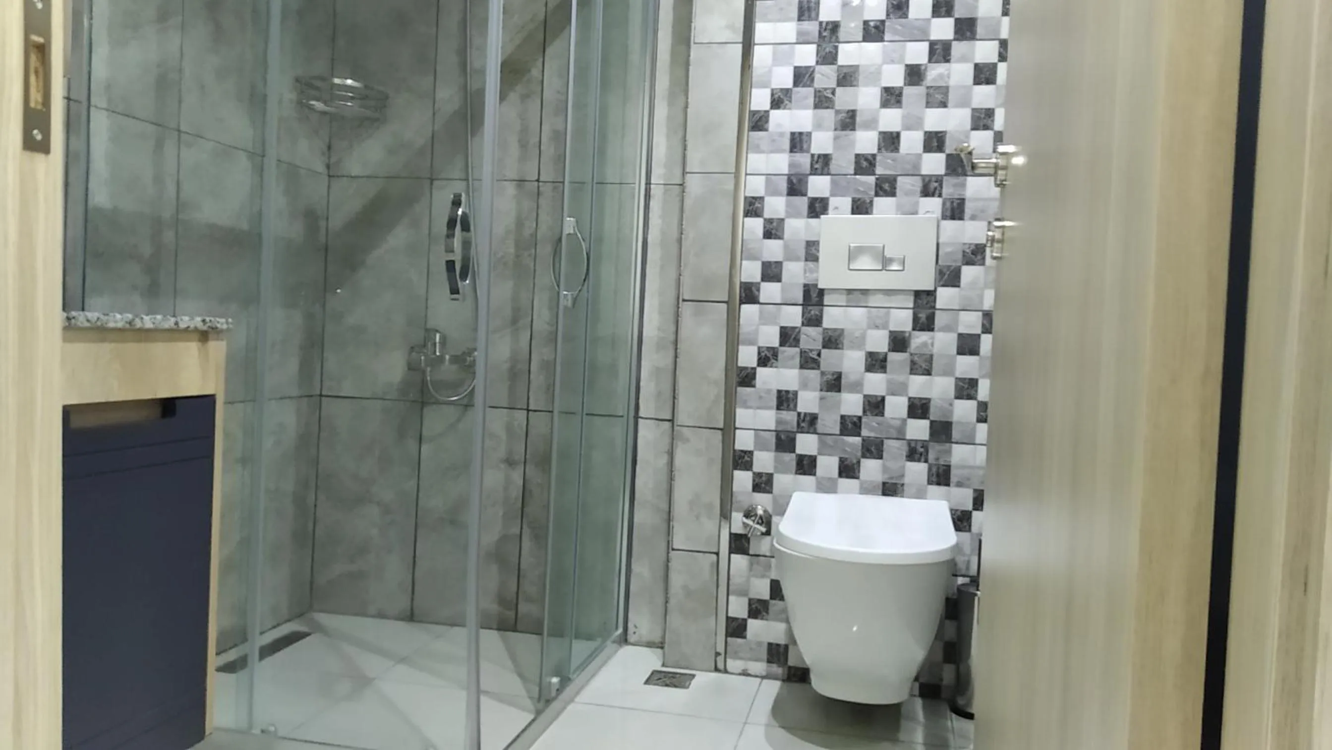 Toilet in Hotel Yesilpark