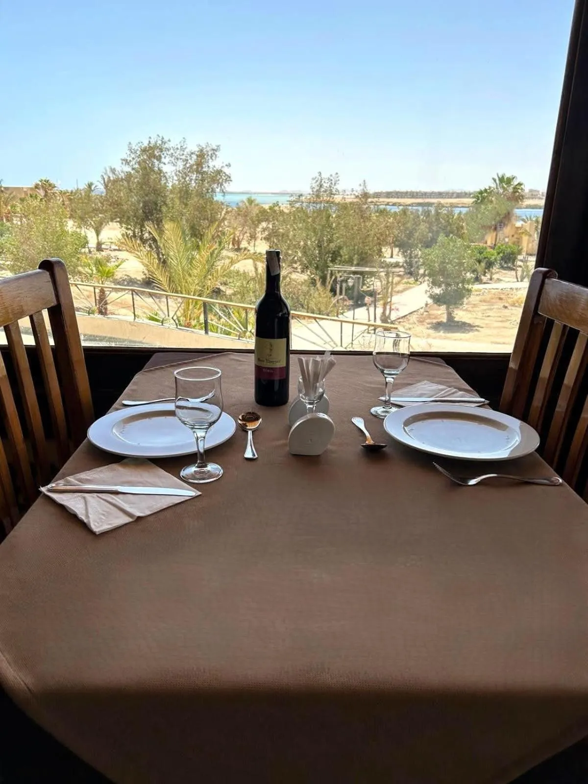 Restaurant/places to eat in Mangrove Bay Resort