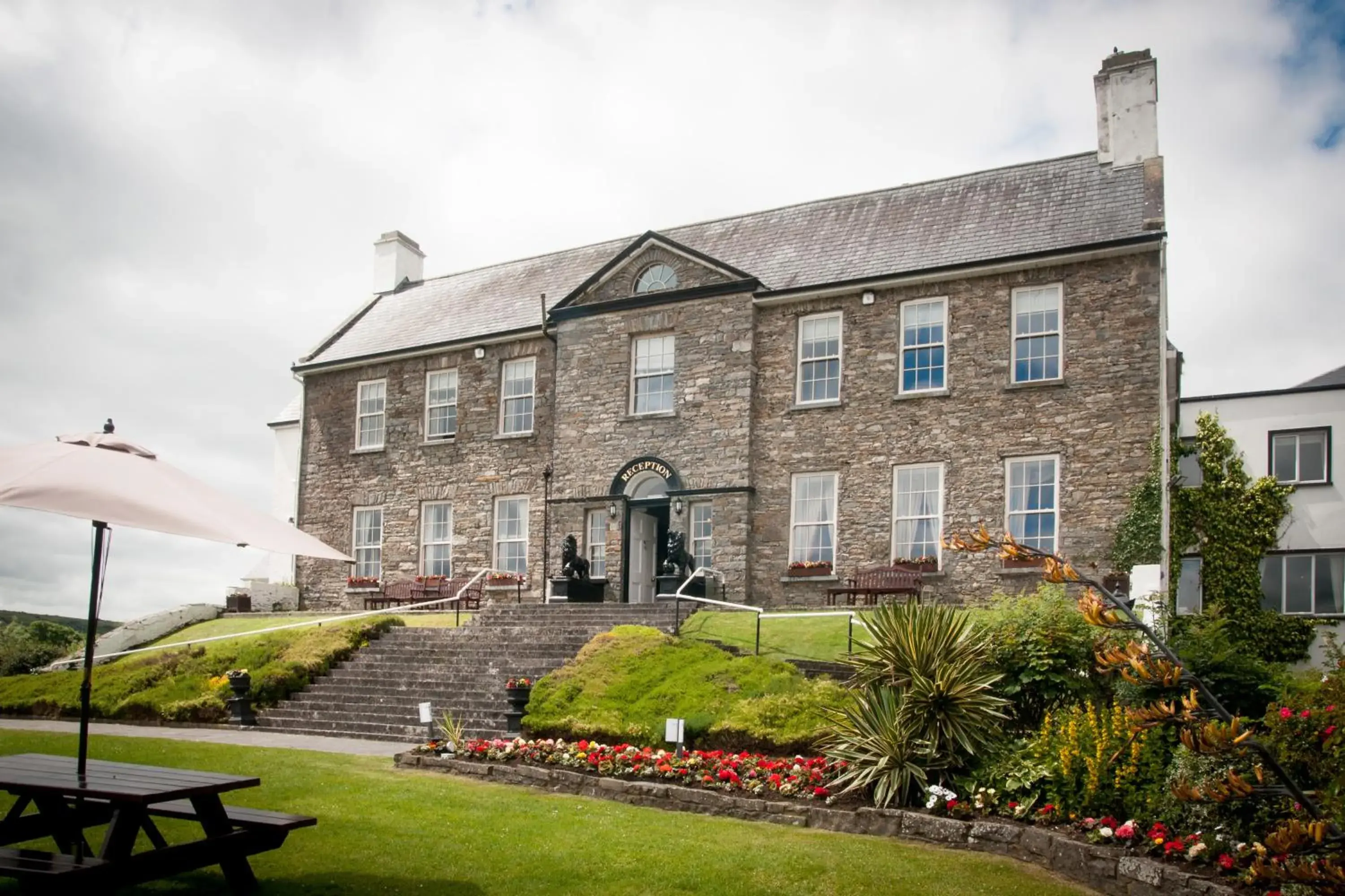 Property building in Falls Hotel & Spa Property building in Falls Hotel & Spa