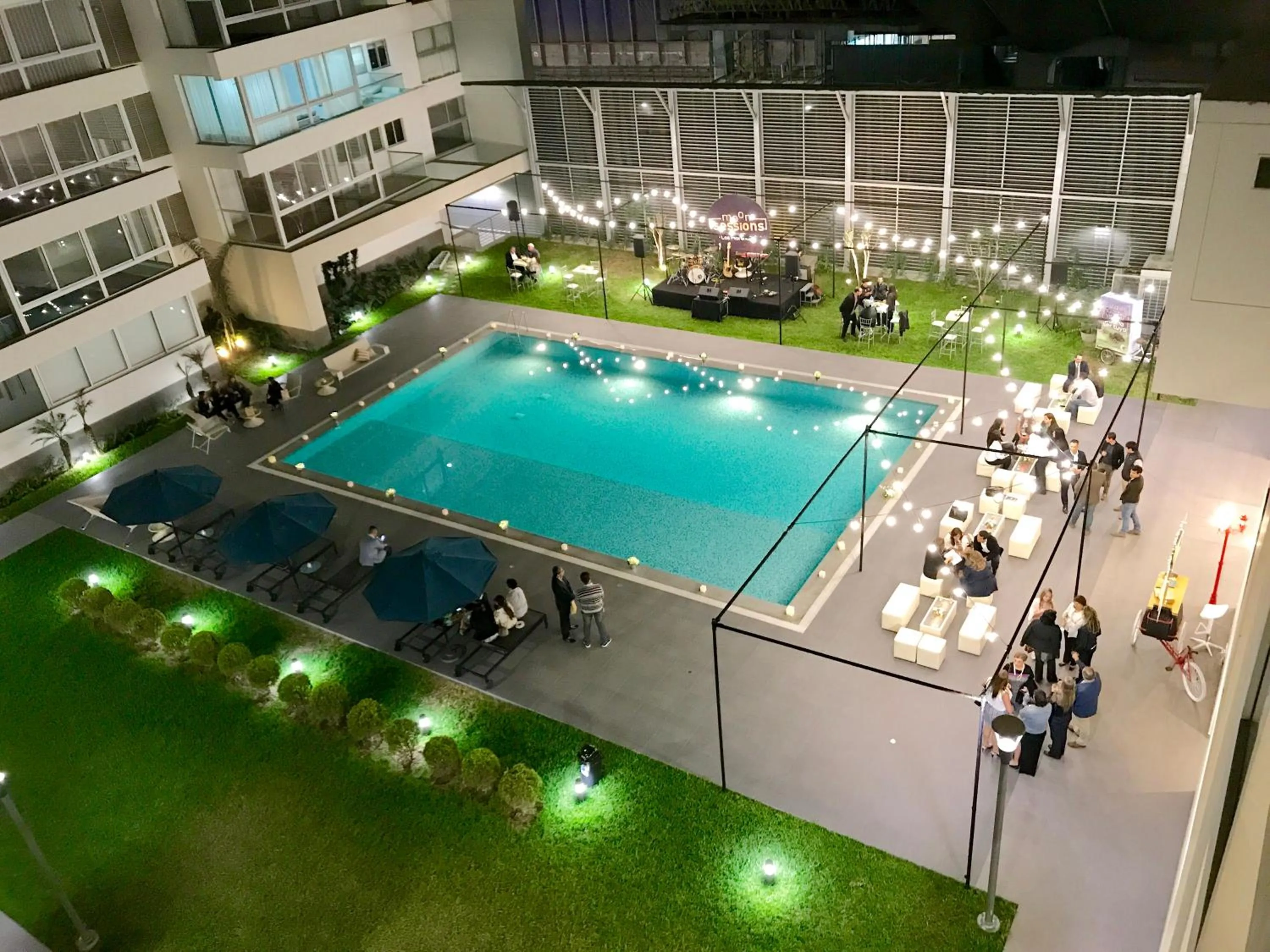 Moon Luxury Apartment