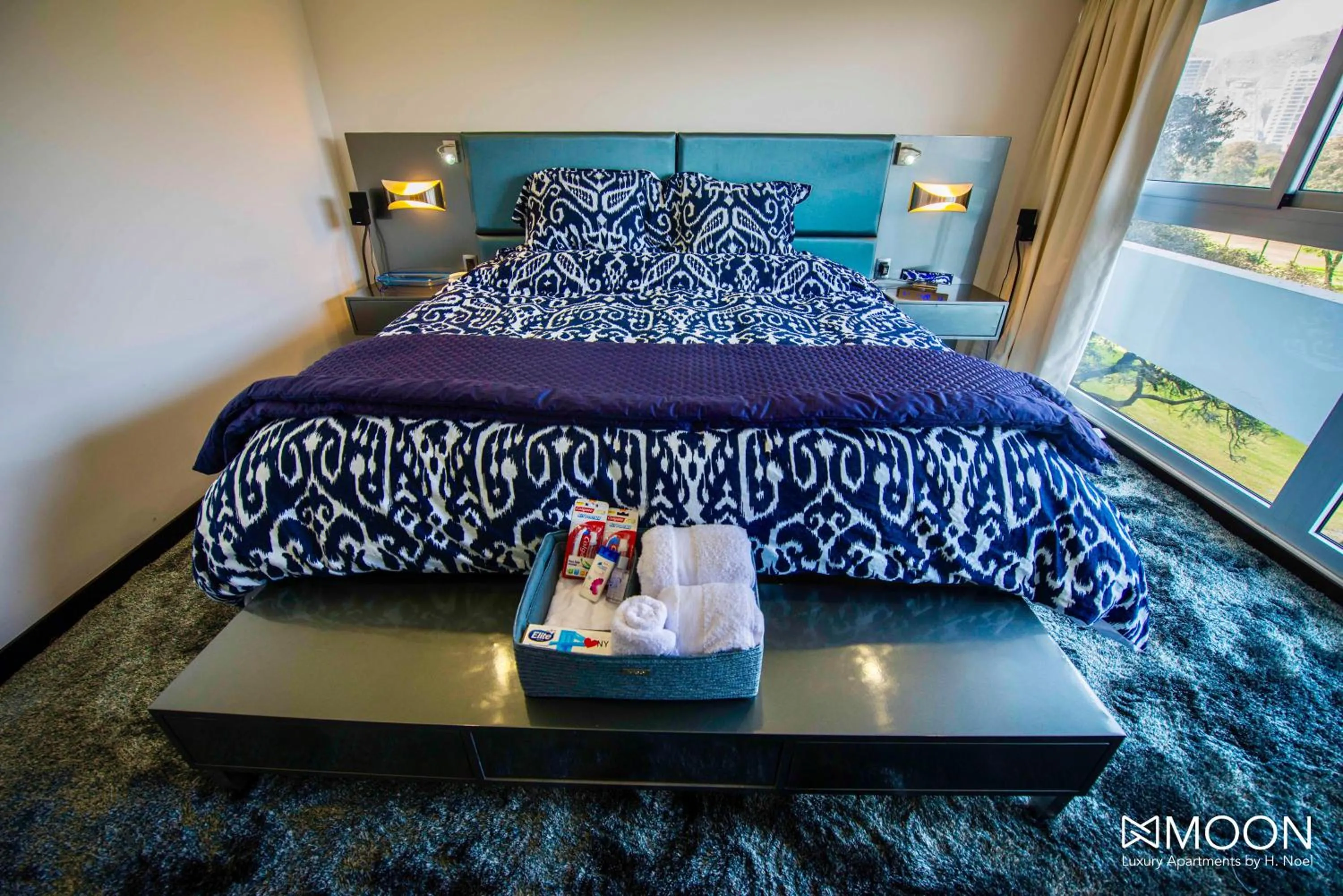 Moon Luxury Apartment