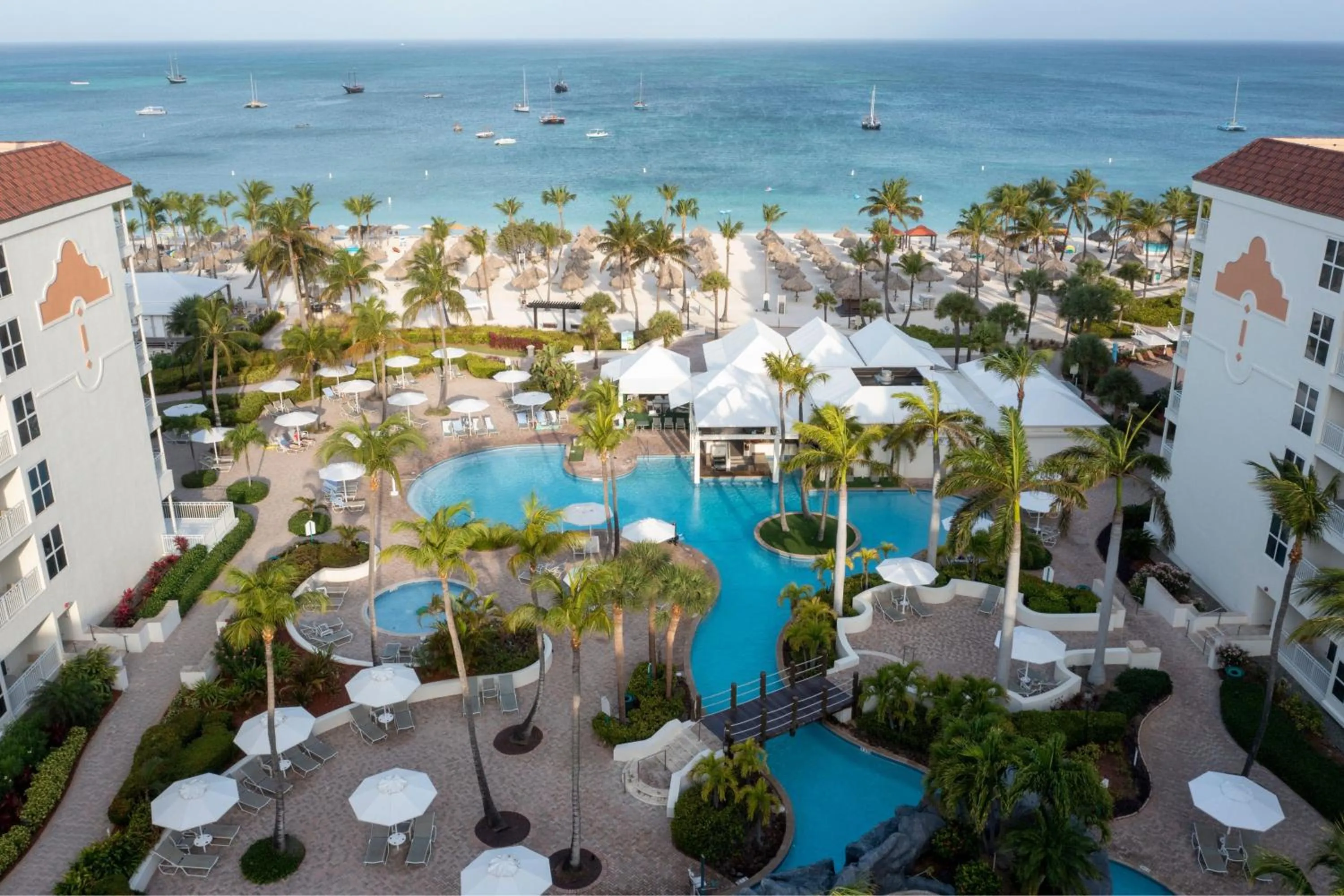 Swimming pool in Marriott's Aruba Ocean Club