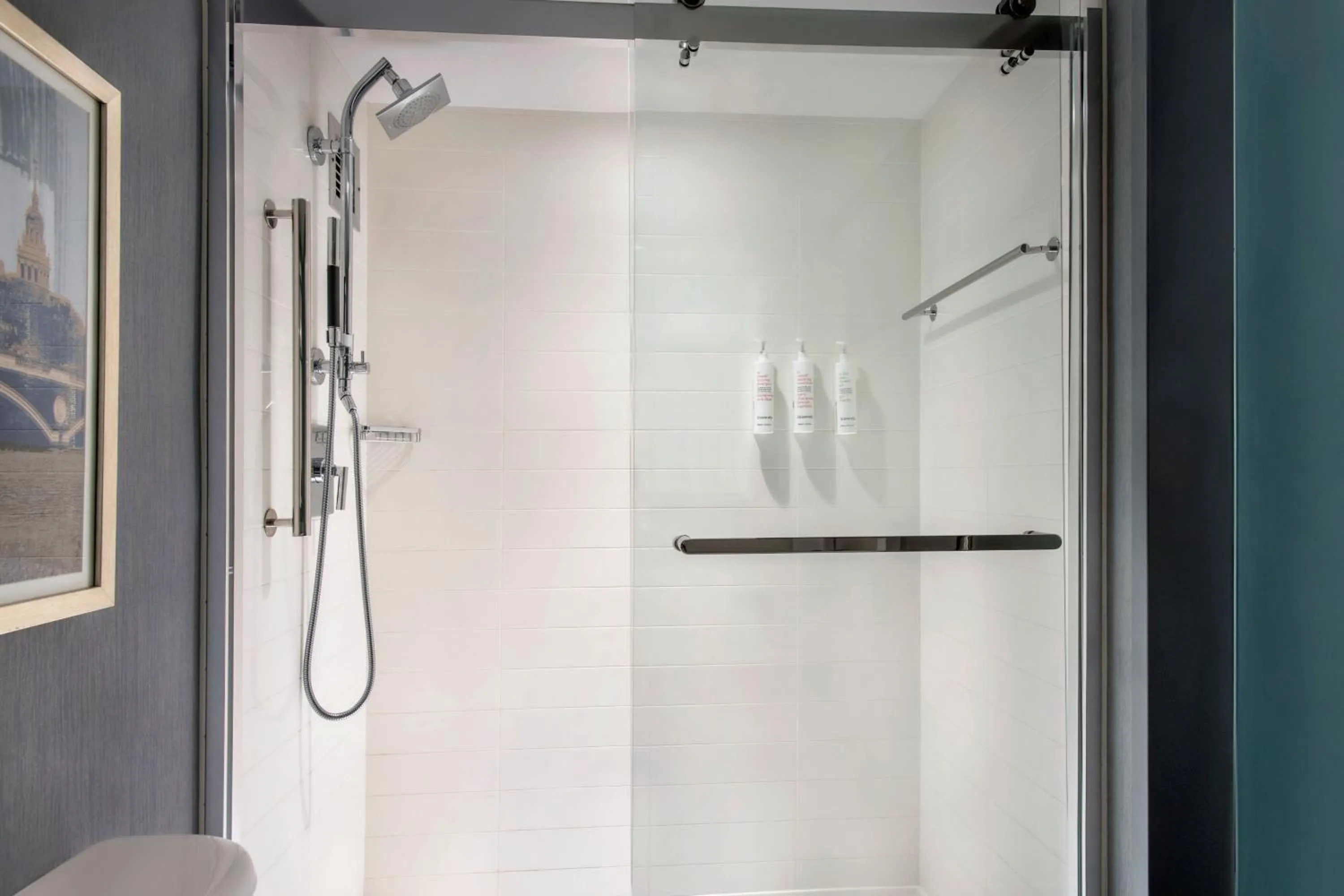 Bathroom in Boston Marriott Burlington