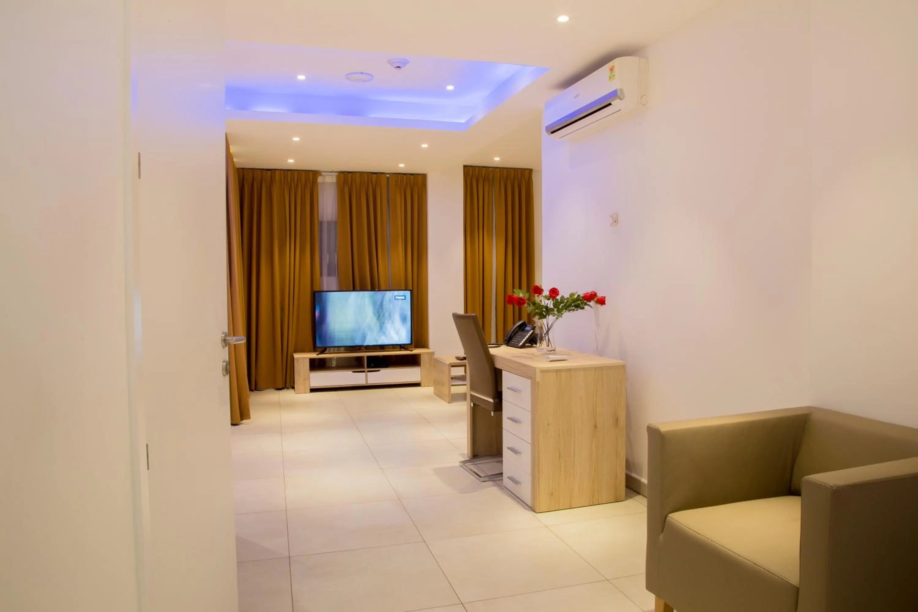 One-Bedroom Apartment in Suncity Hotel Apartment