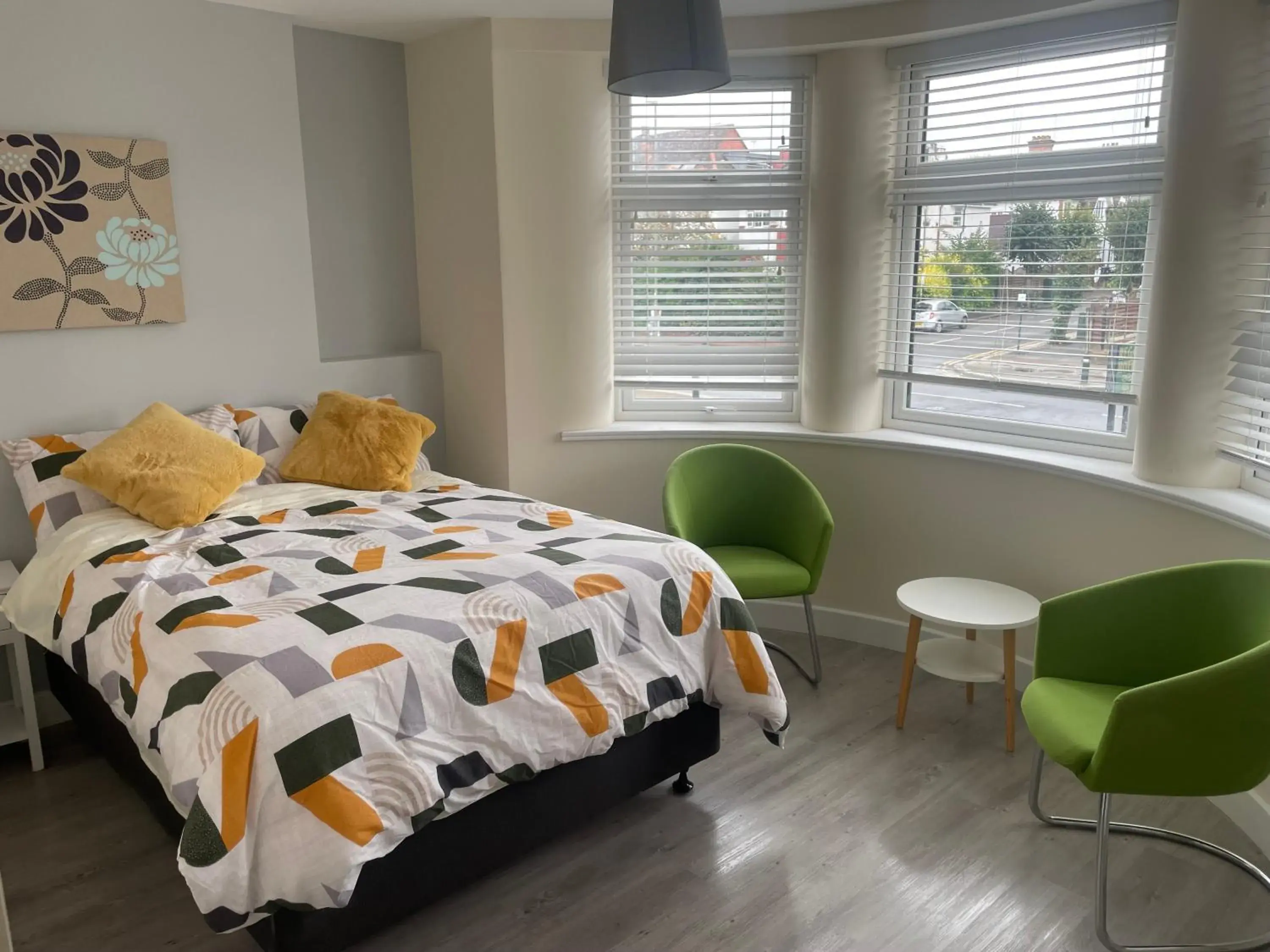 Bedroom, Bed in Regal Hotel Bedroom, Bed in Regal Hotel