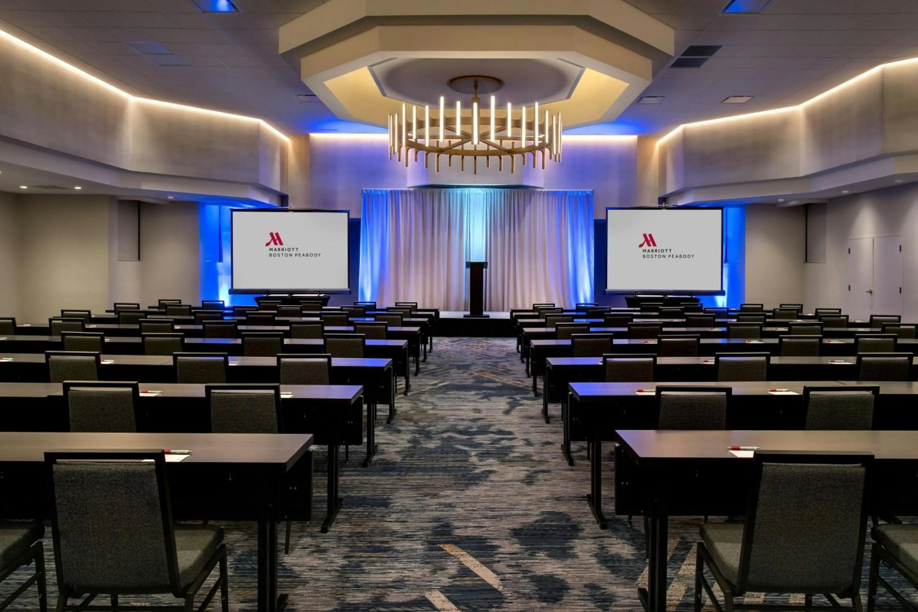 Meeting/conference room in Boston Marriott Peabody