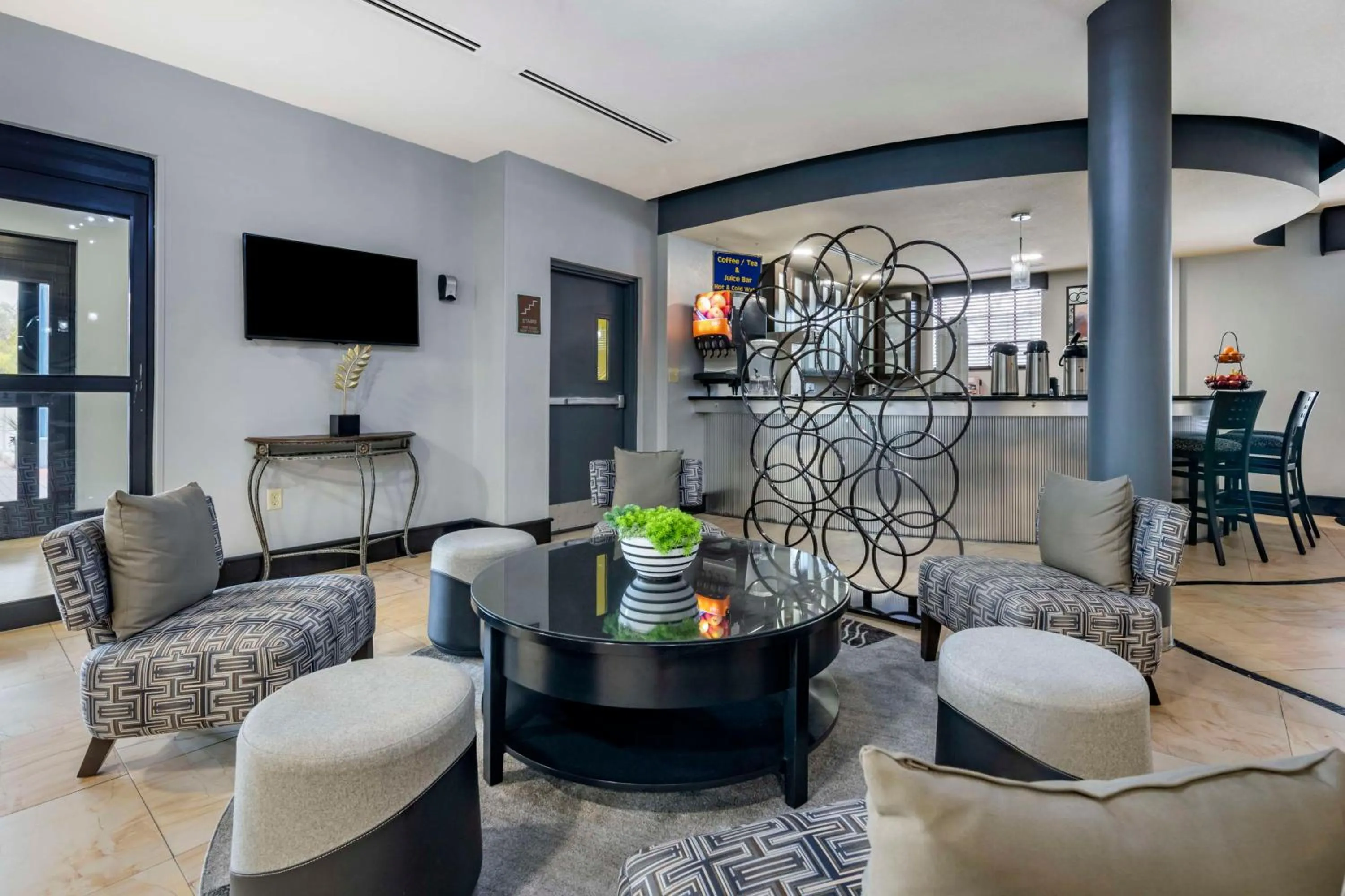 Lobby or reception in Best Western Plus Bradenton Gateway Hotel