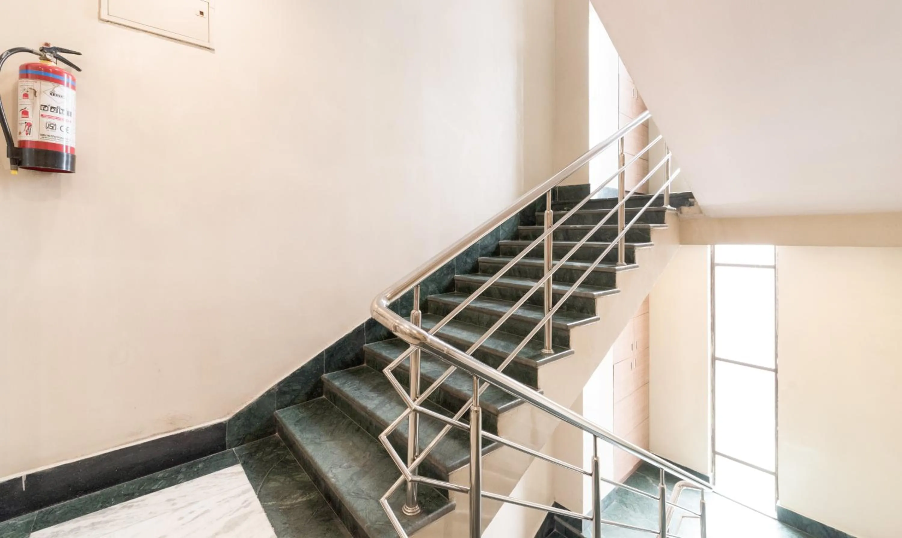 Lobby or reception in Treebo Pal Comfort