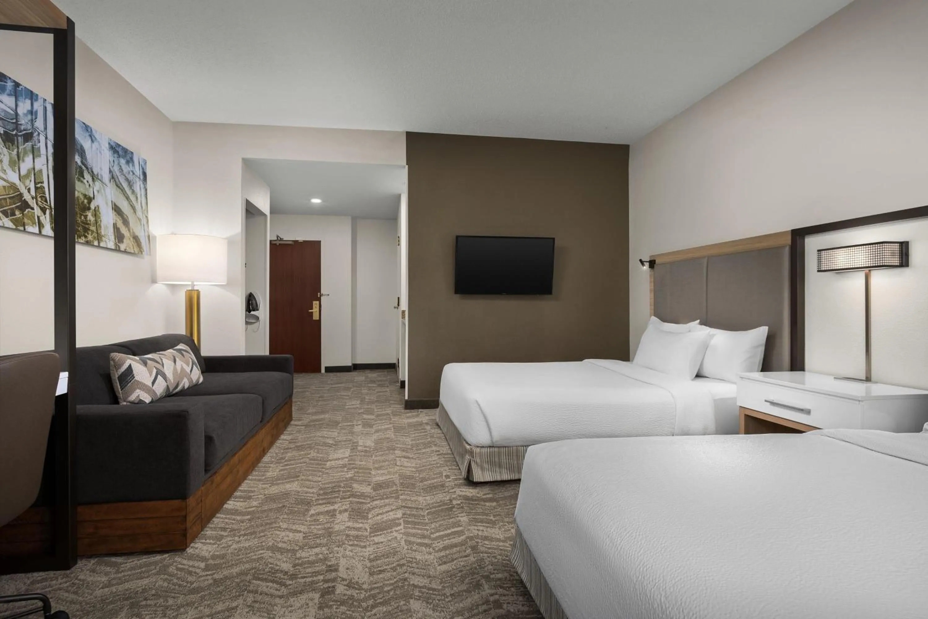 Bedroom, Bed in SpringHill Suites Boston Peabody