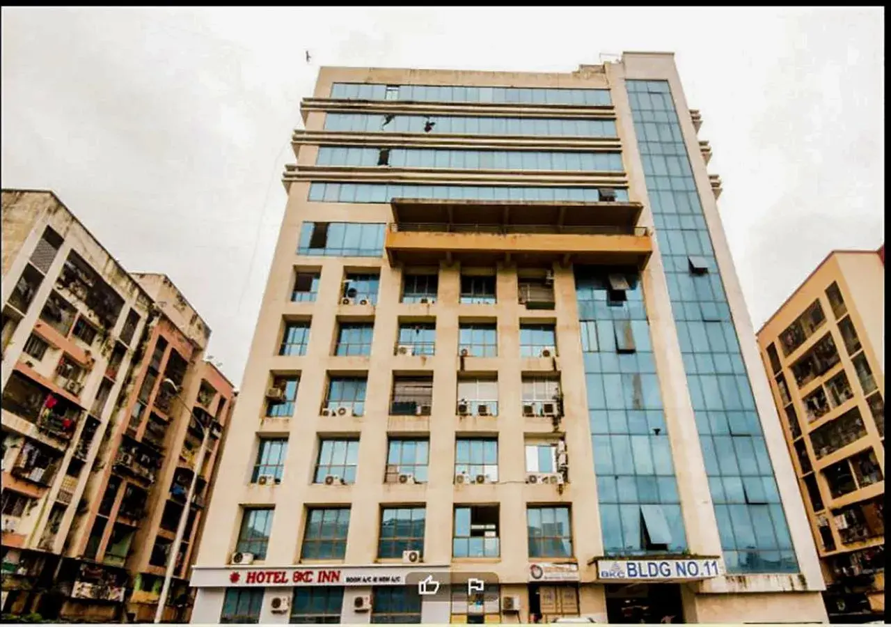 Property building in Hotel BKC Inn - Near Trade Center, Visa Consulate BKC Property building in Hotel BKC Inn - Near Trade Center, Visa Consulate BKC