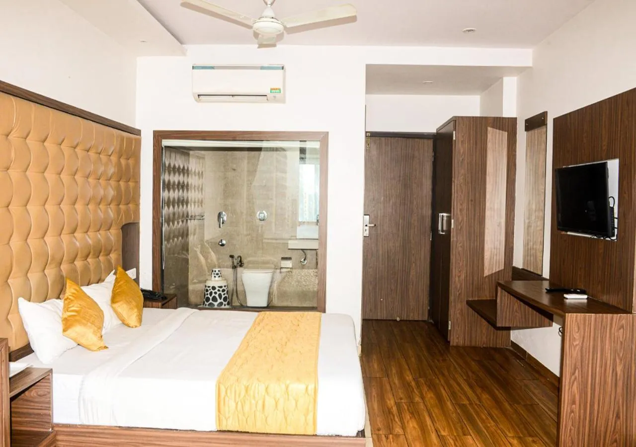 Bed in Hotel BKC Inn - Near Trade Center, Visa Consulate BKC