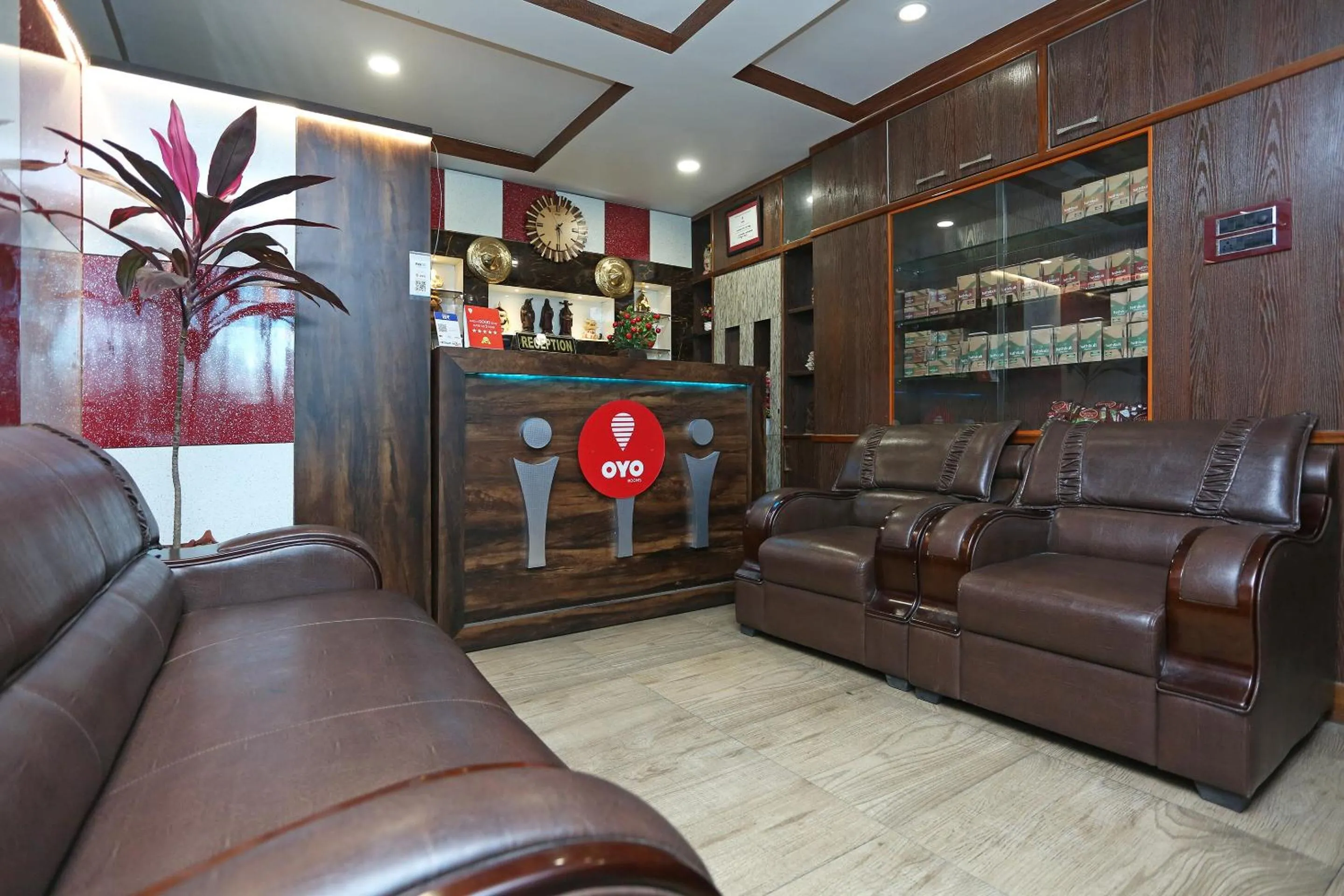 Lobby or reception in Super Hotel O Cherry City Cottage