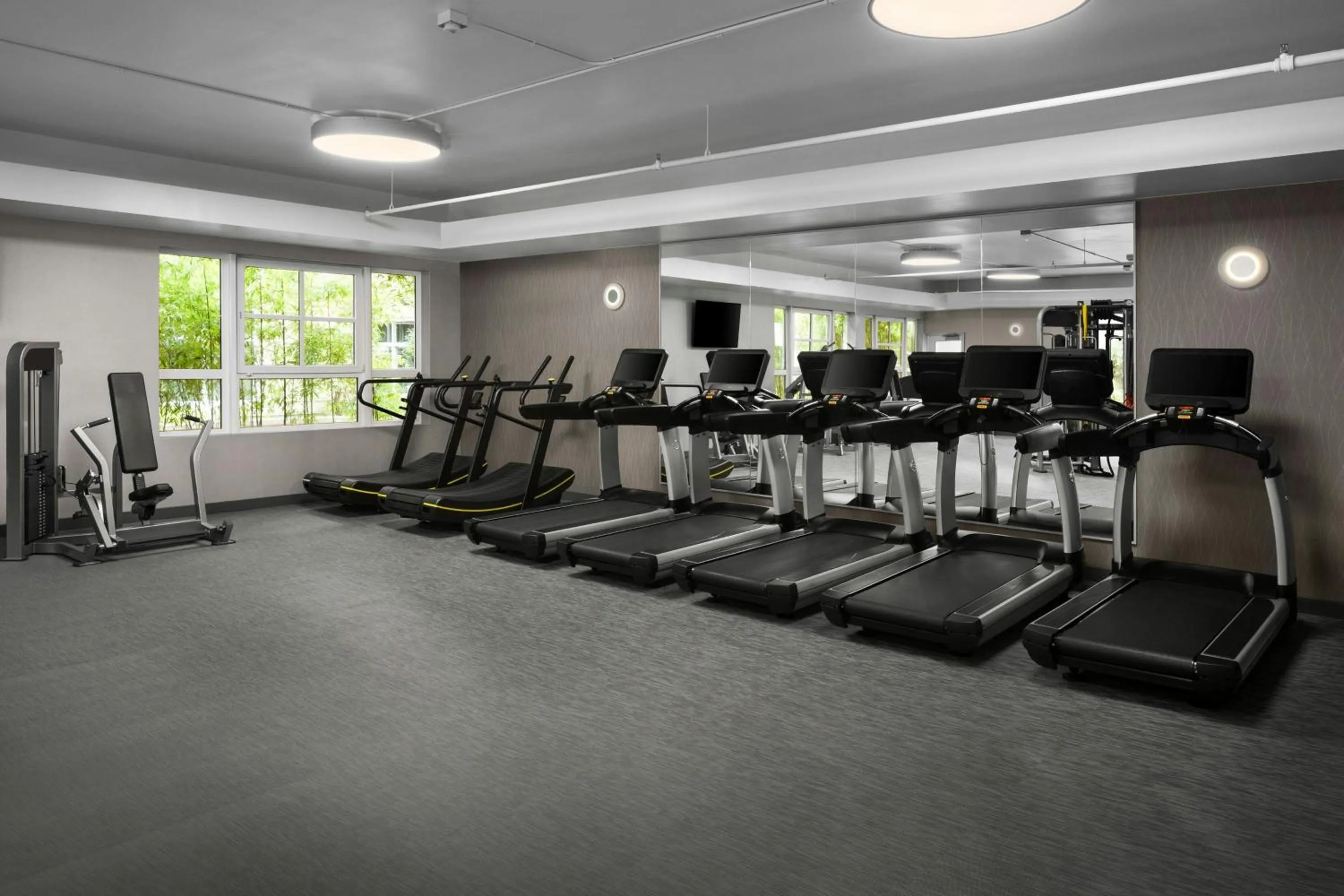 Fitness centre/facilities in Courtyard by Marriott Seattle Bellevue/Downtown