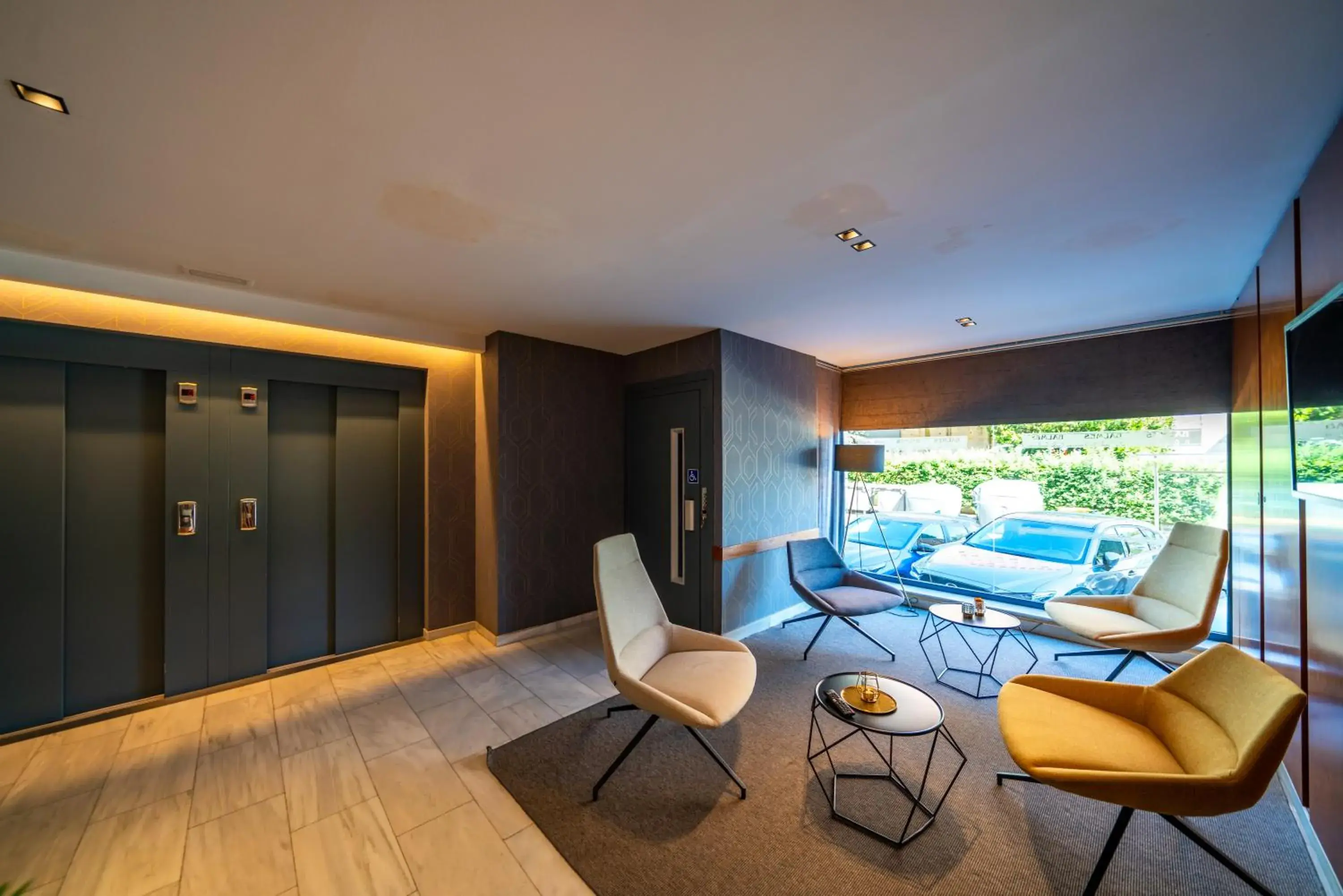 Living room in Hotel J. Balmes Vic Living room in Hotel J. Balmes Vic