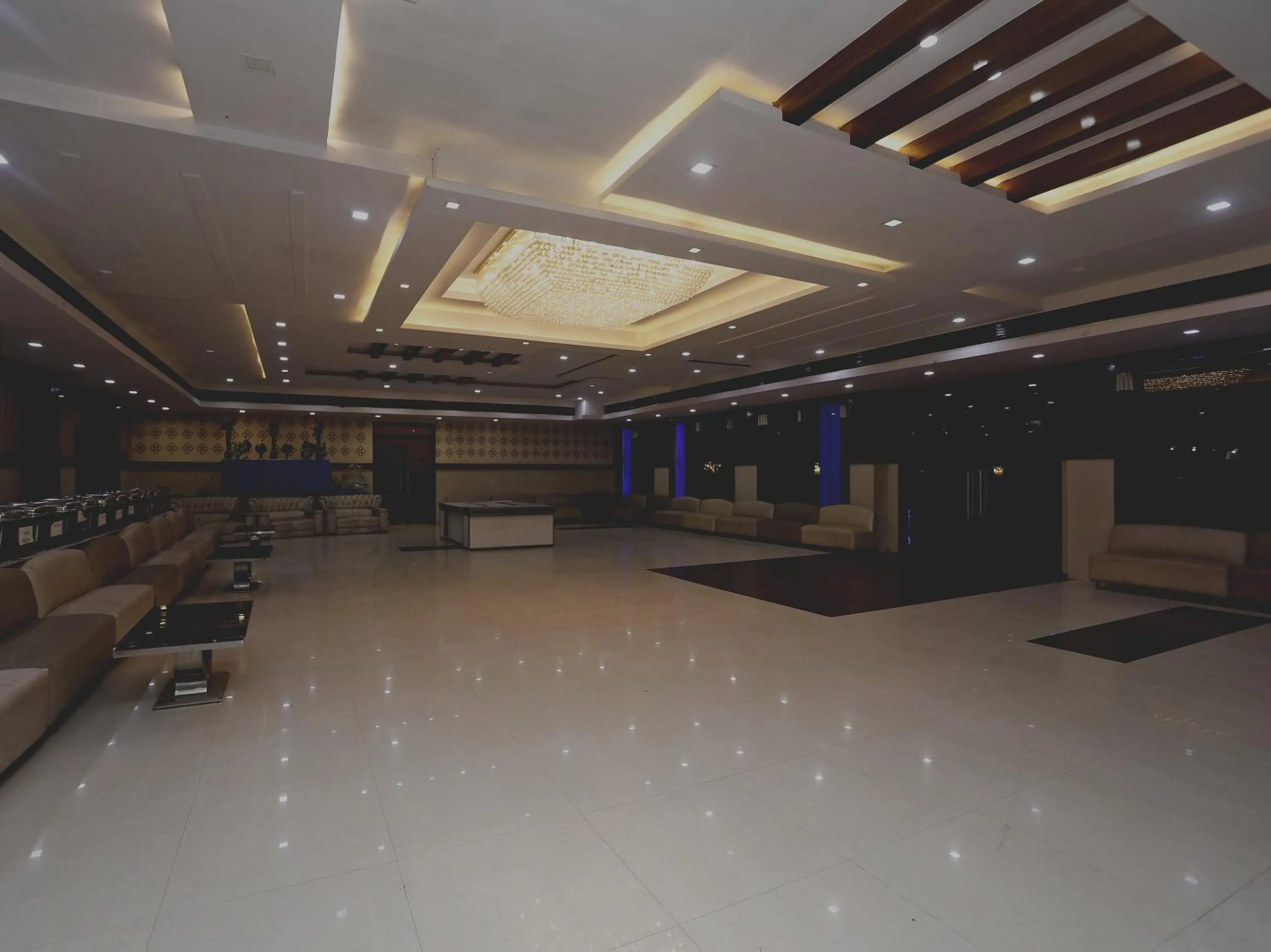 Banquet/Function facilities in Hotel O Subhadra Residency