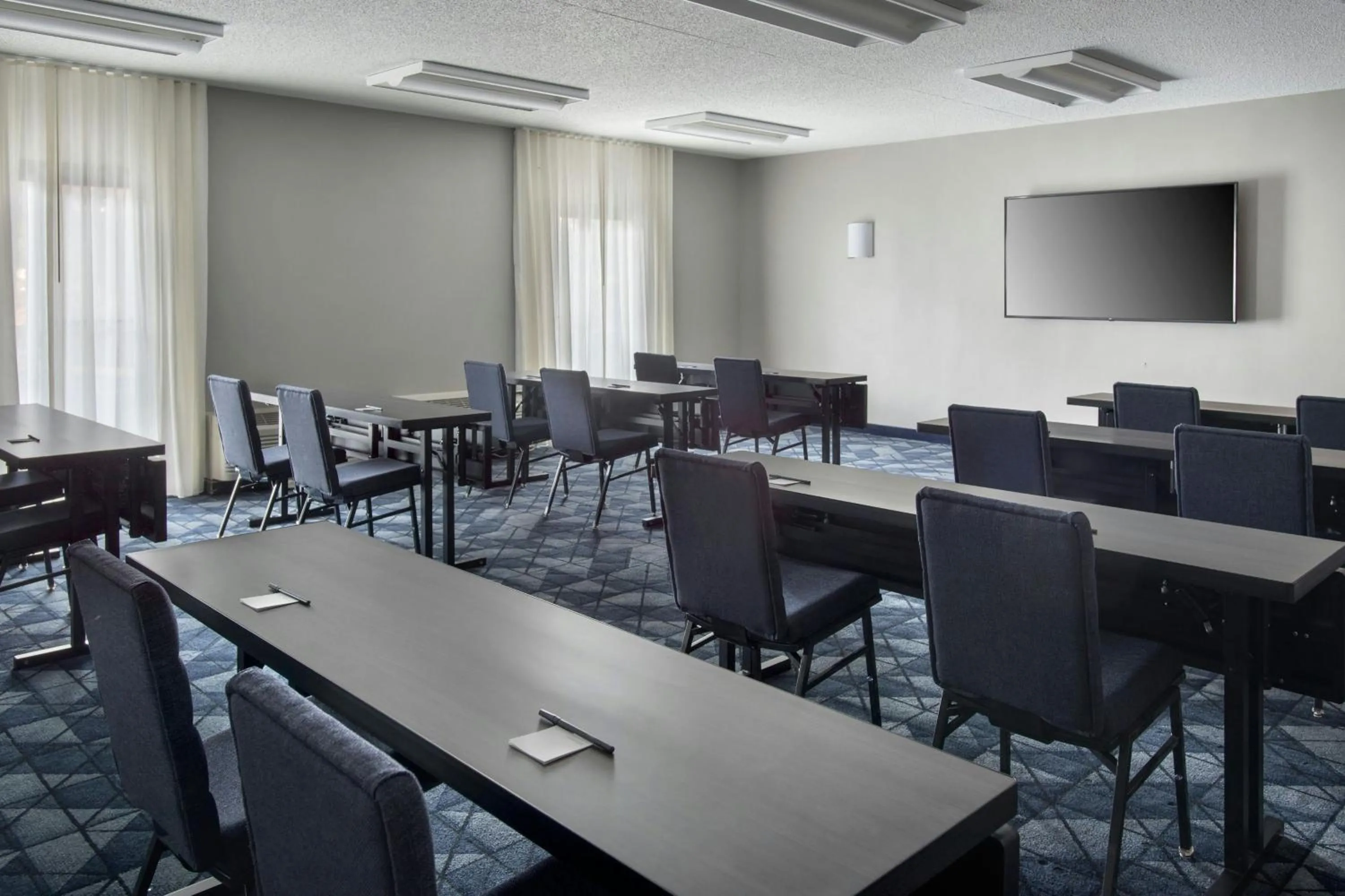 Meeting/conference room in Courtyard by Marriott Annapolis