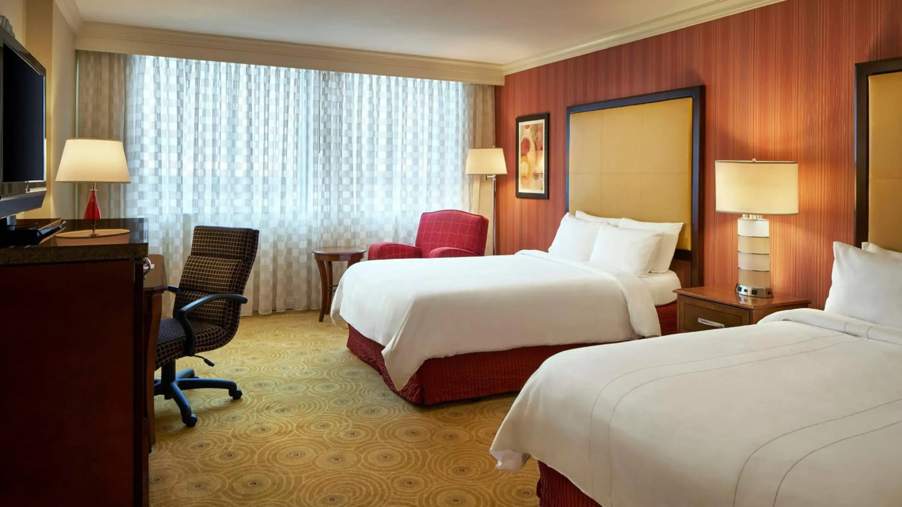 Concierge Level Guest Room with Two Double Beds in Baltimore Marriott Inner Harbor at Camden Yards Concierge Level Guest Room with Two Double Beds in Baltimore Marriott Inner Harbor at Camden Yards
