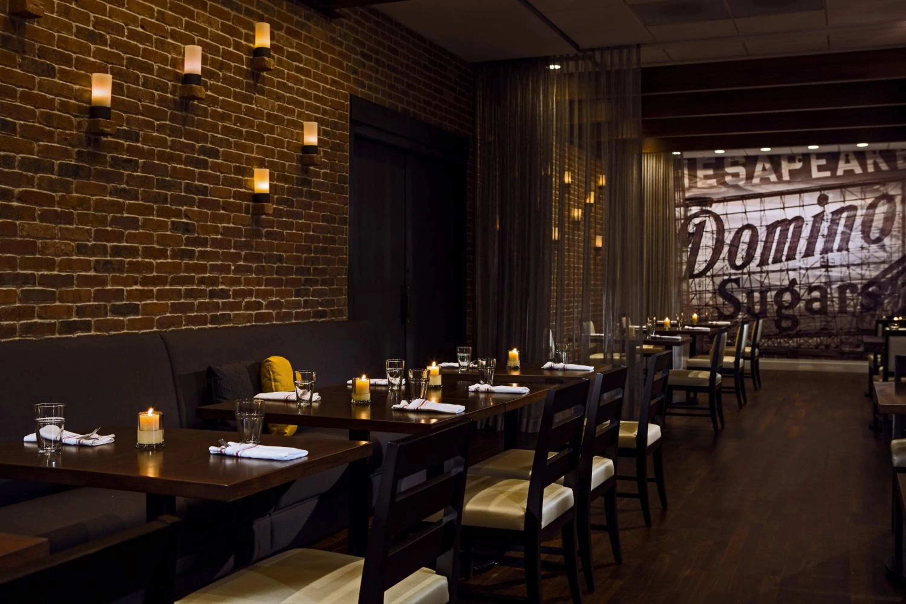 Restaurant/places to eat in Baltimore Marriott Inner Harbor at Camden Yards