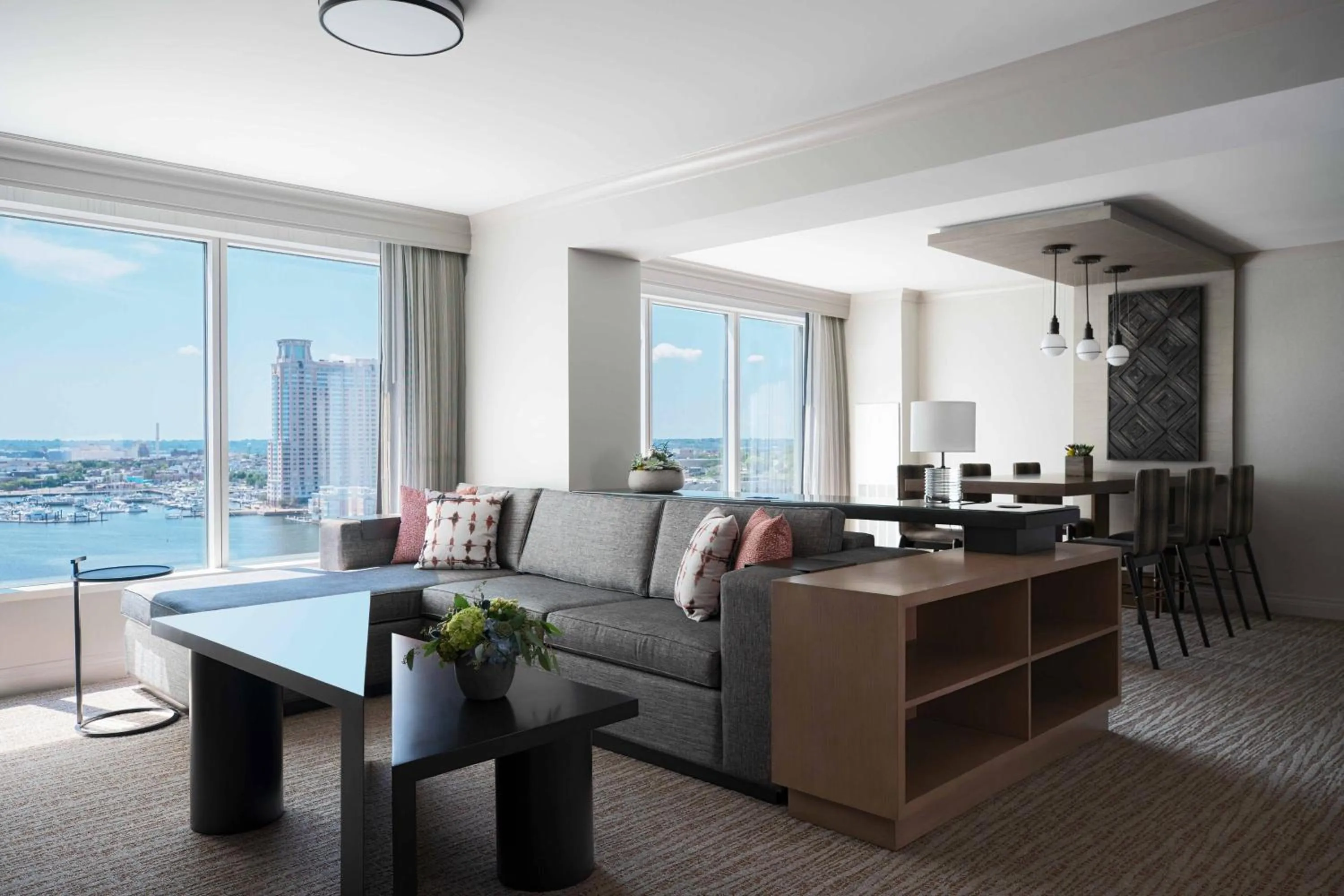 Photo of the whole room in Baltimore Marriott Waterfront