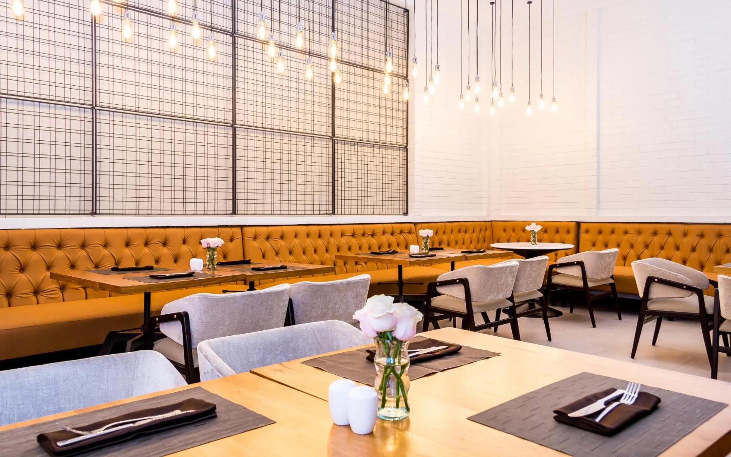 Restaurant/places to eat in Eb Hotel By Eurobuilding Quito Airport