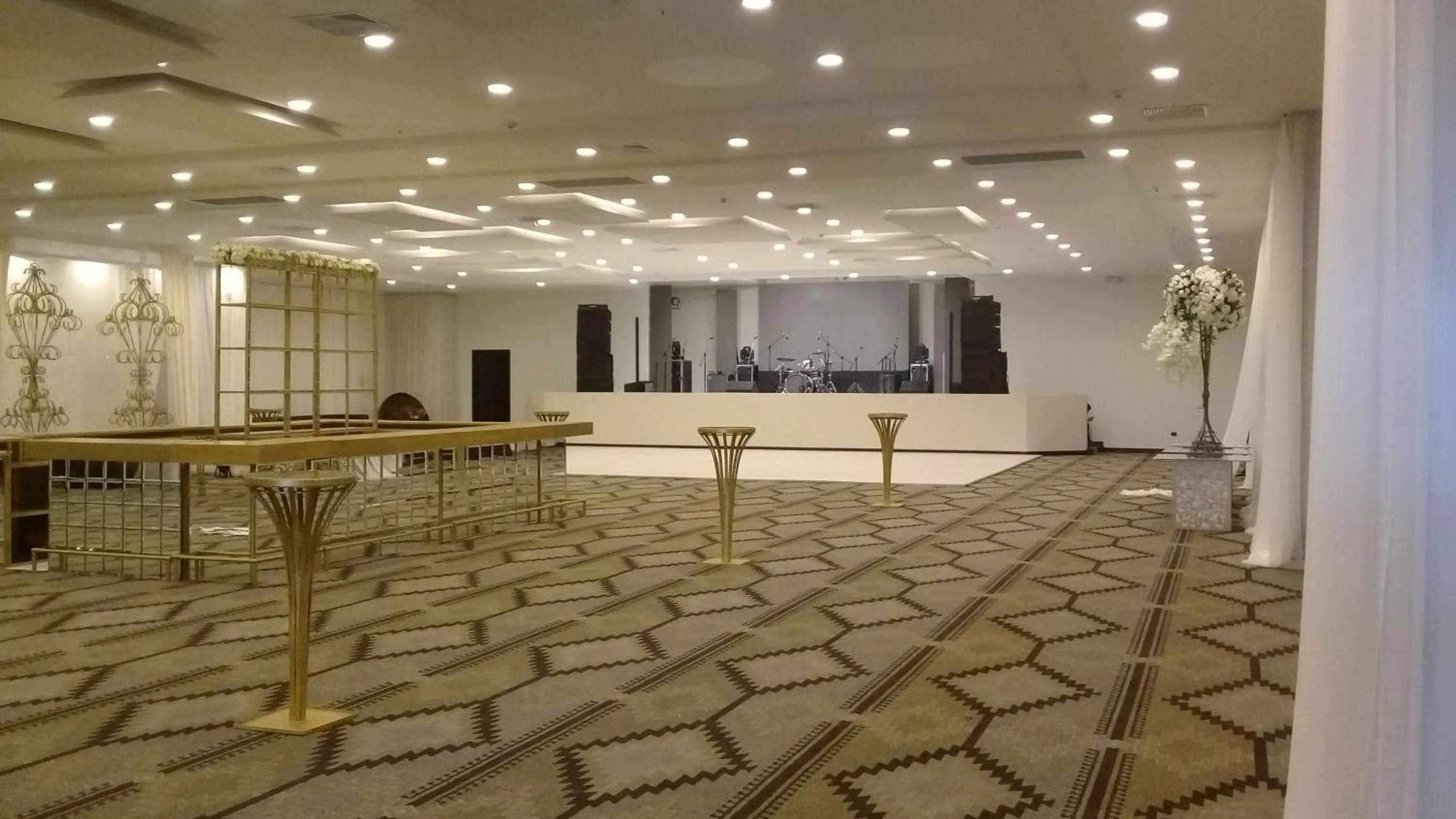 Living room in Eb Hotel By Eurobuilding Quito Airport