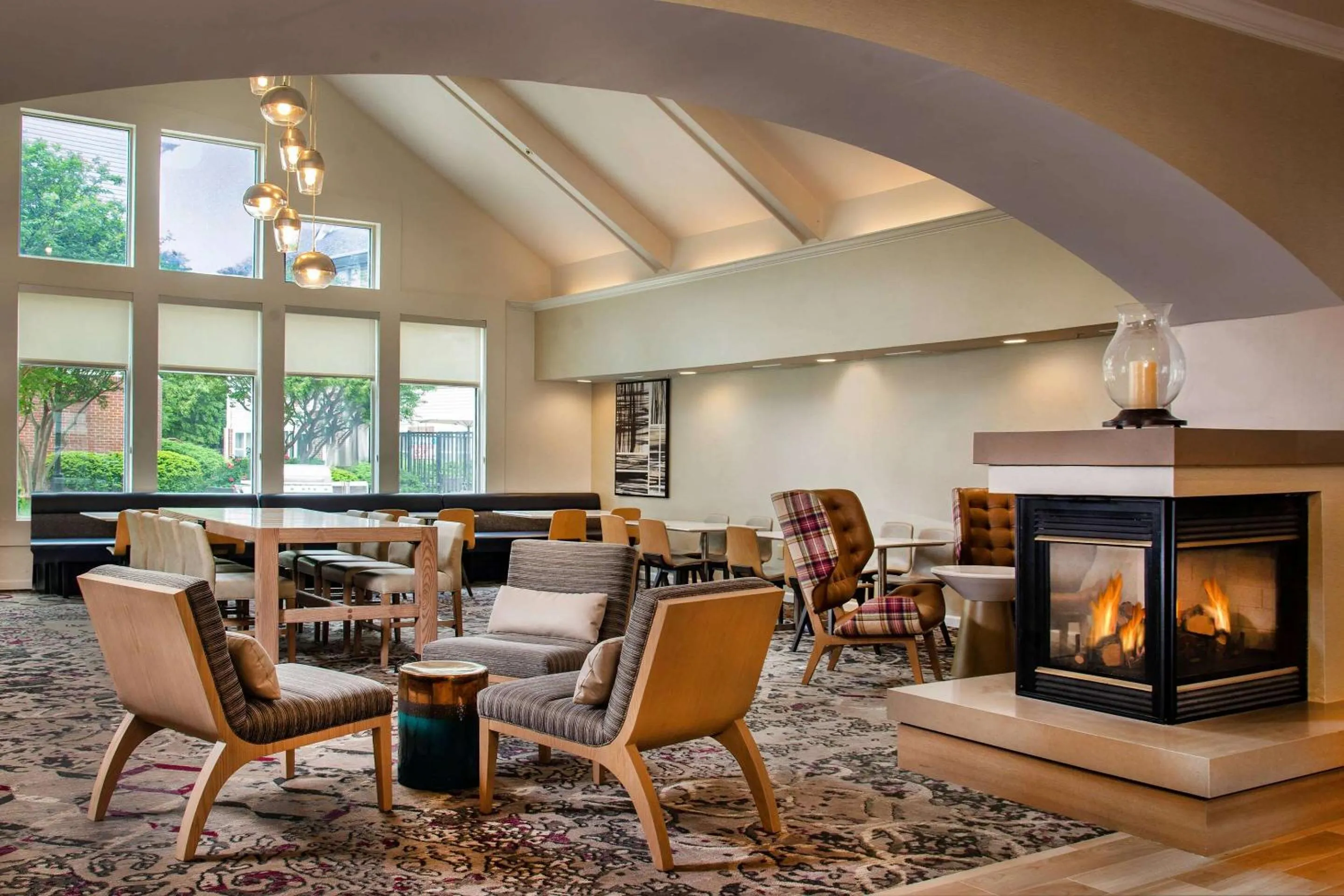 Lobby or reception in Sonesta ES Suites Baltimore BWI Airport