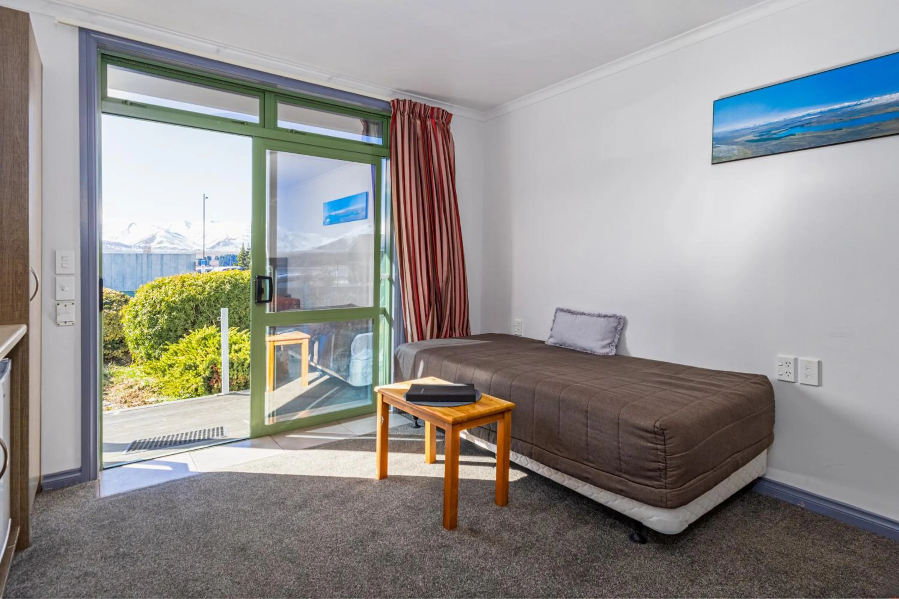 Bed in Lake Tekapo Village Motel