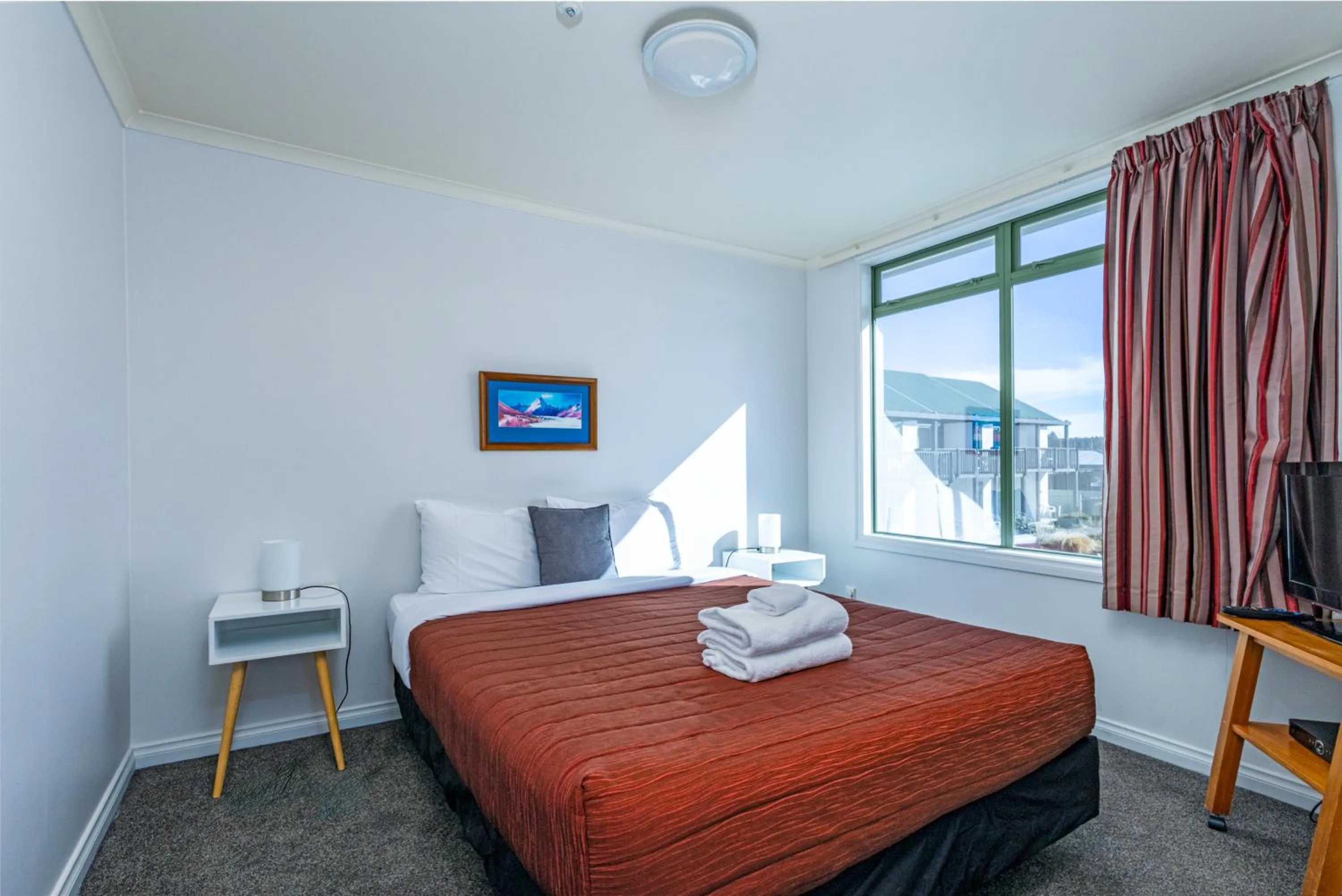 Bed in Lake Tekapo Village Motel