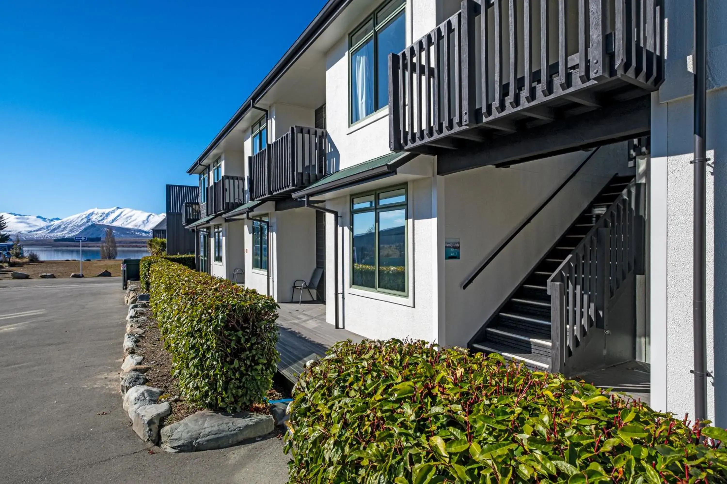 Property building in Lake Tekapo Village Motel Property building in Lake Tekapo Village Motel