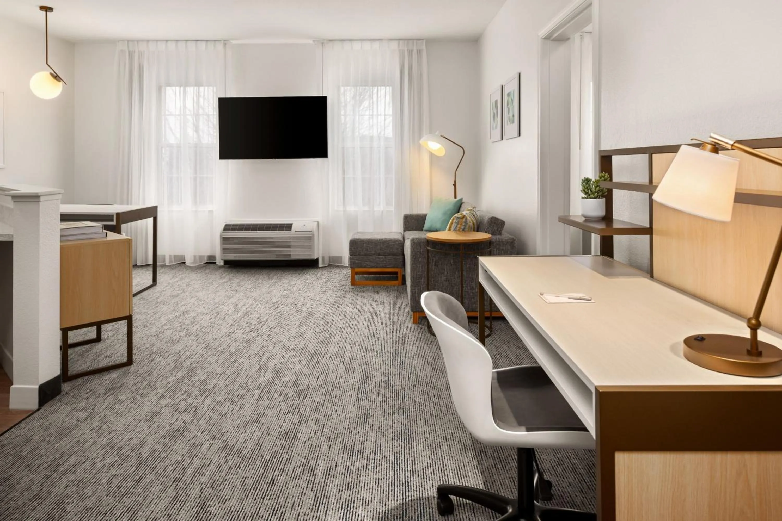 Bedroom, Bed in TownePlace Suites Chicago Lombard