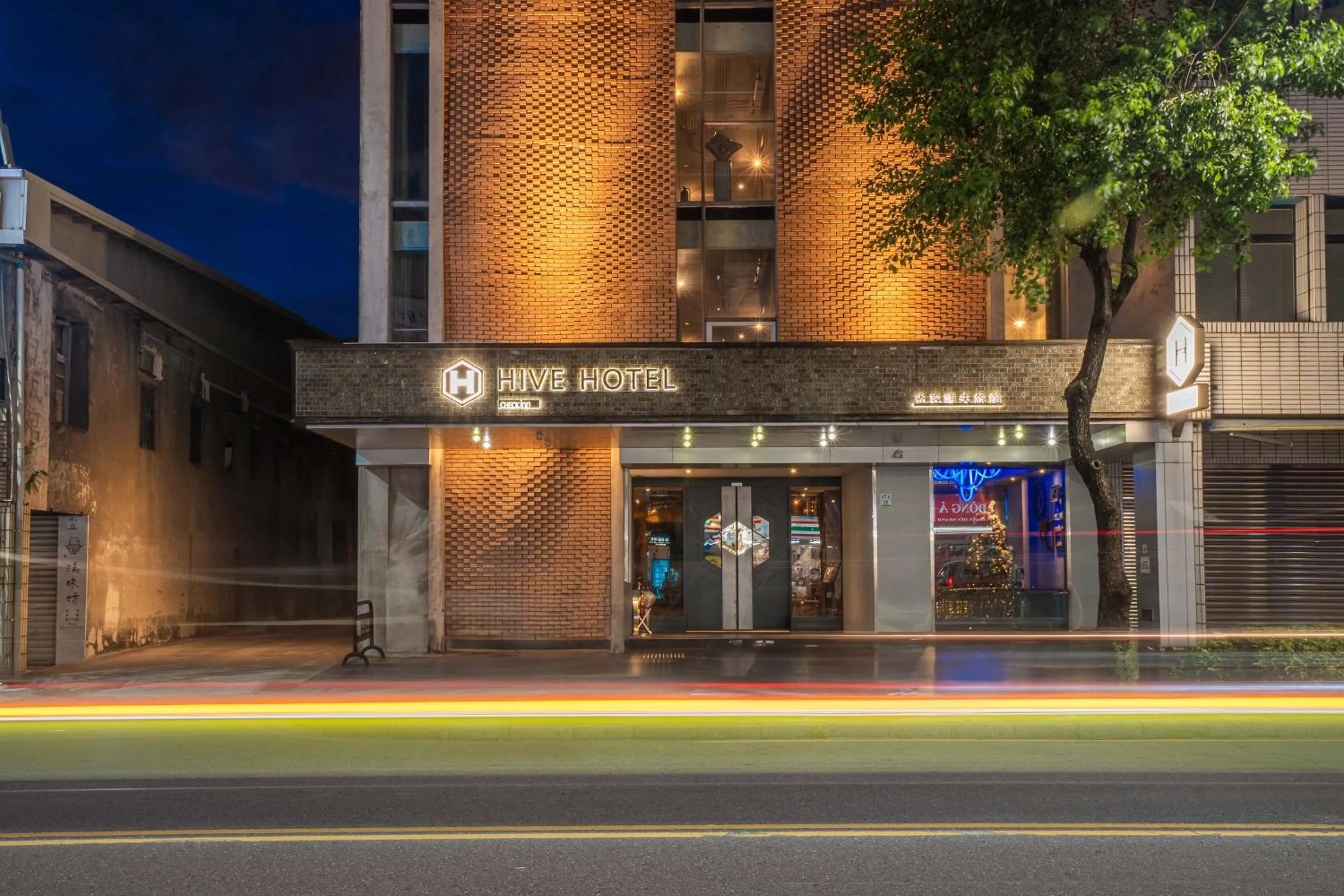 Property building in CHECK inn HIVE