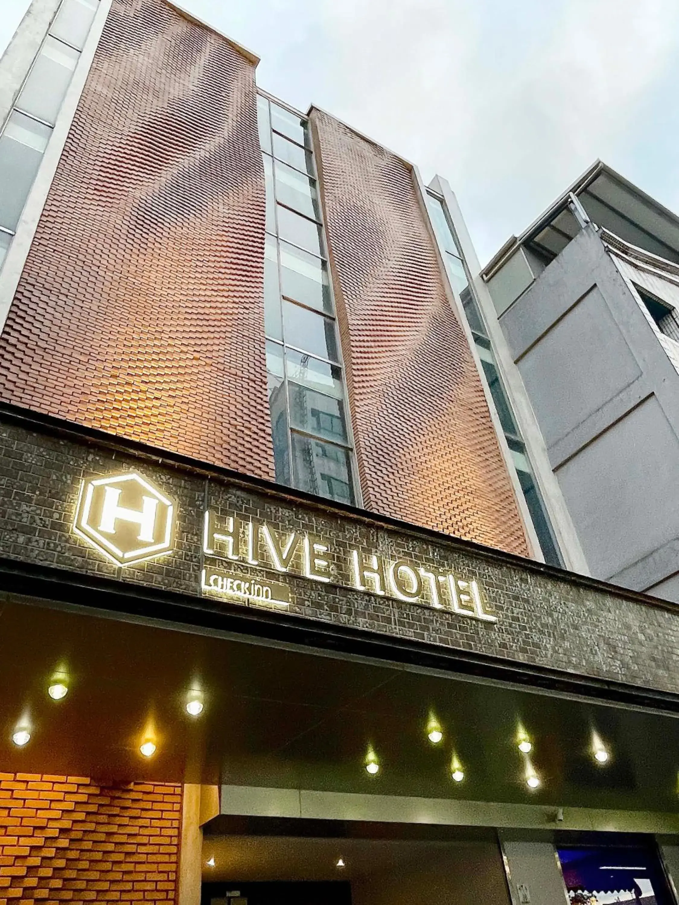 Property building in CHECK inn HIVE Property building in CHECK inn HIVE