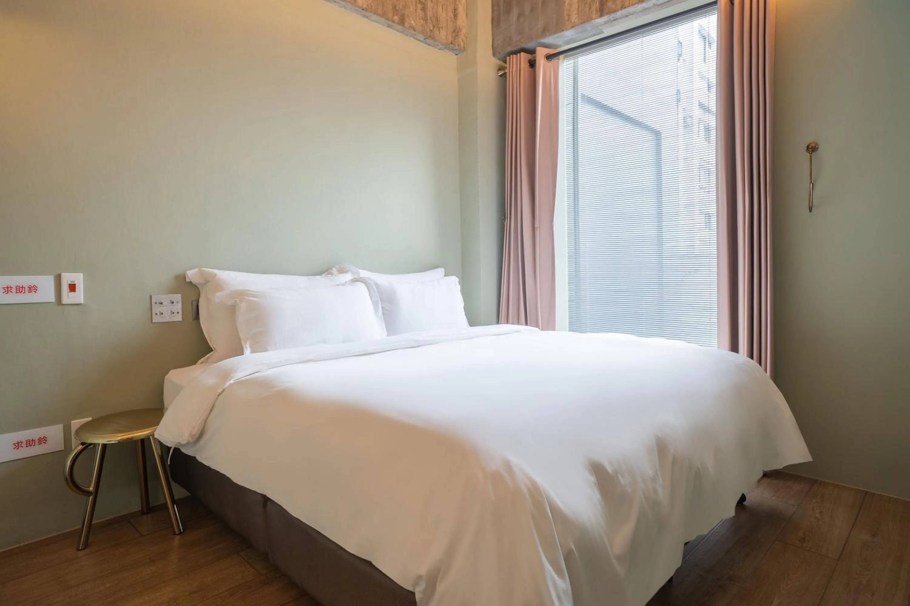 Bed in CHECK inn HIVE