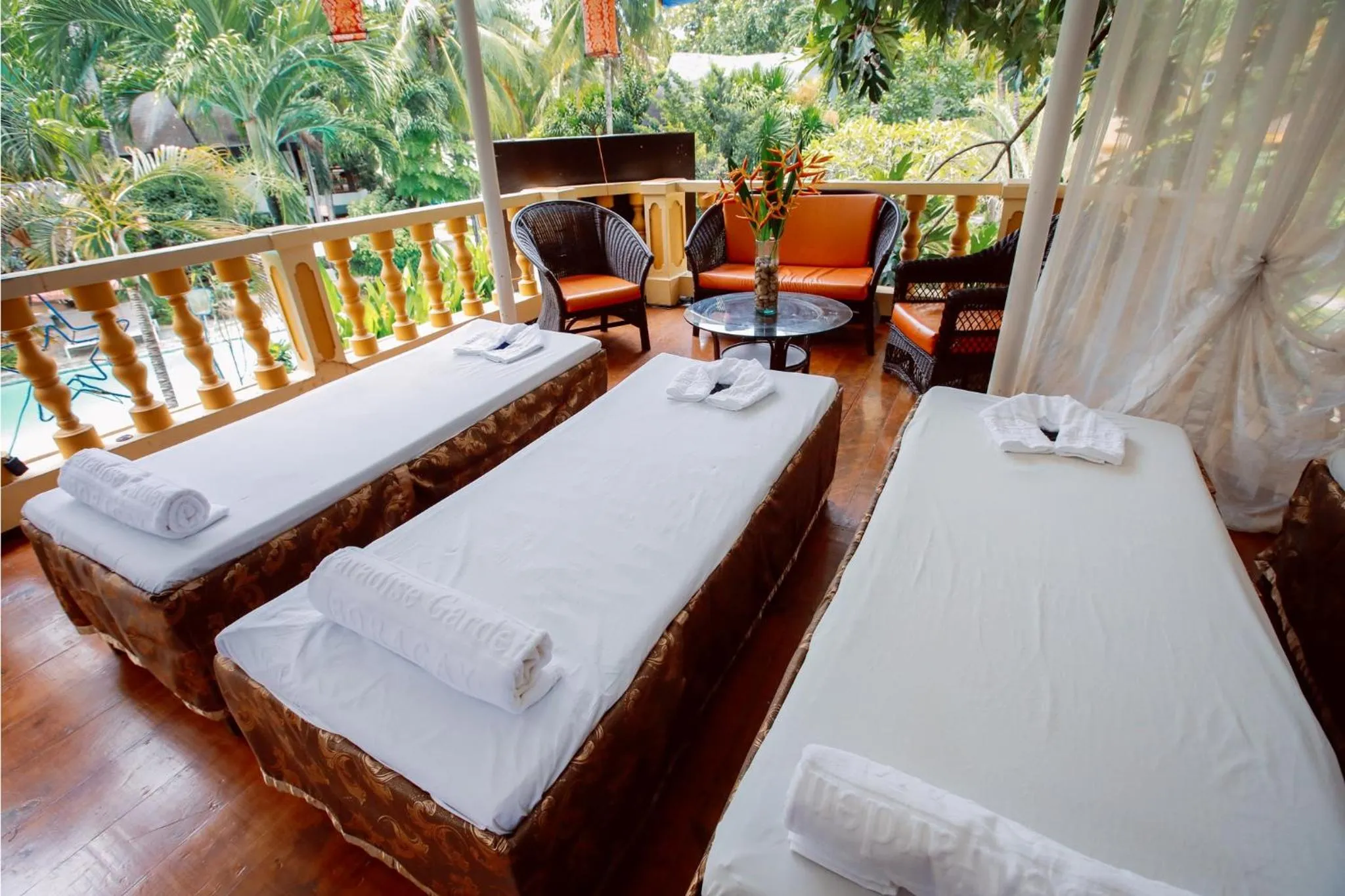 Massage, Bed in Paradise Garden Hotel and Convention Center Boracay Powered by ASTON