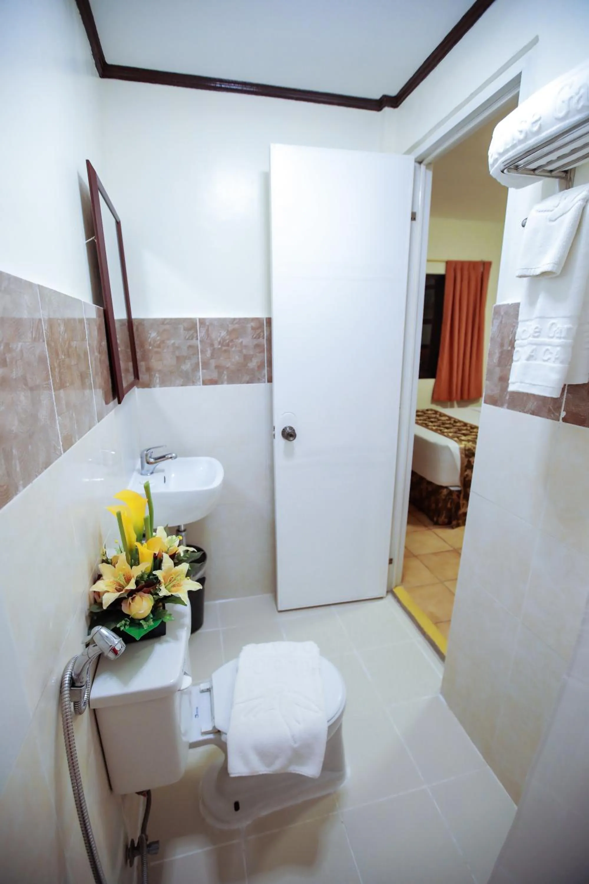 Bathroom in Paradise Garden Hotel and Convention Center Boracay Powered by ASTON