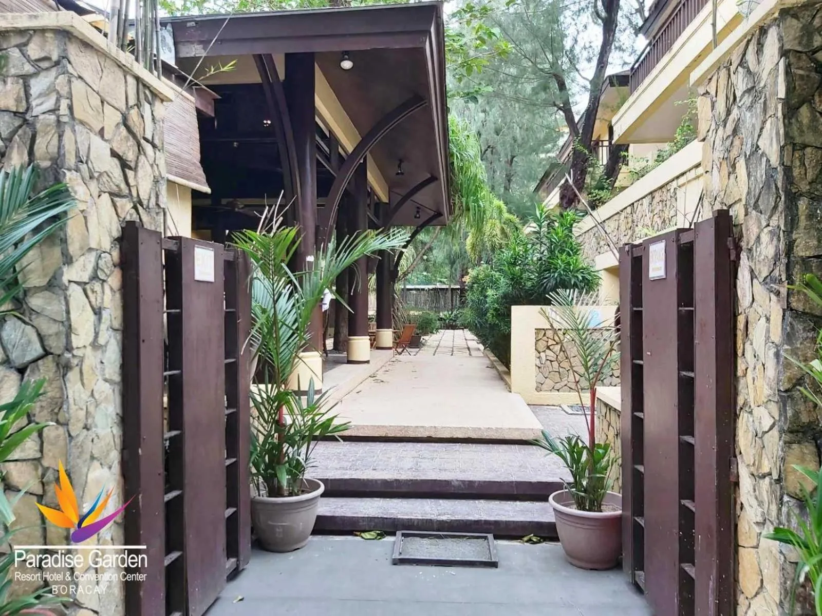 Facade/entrance in Paradise Garden Hotel and Convention Center Boracay Powered by ASTON