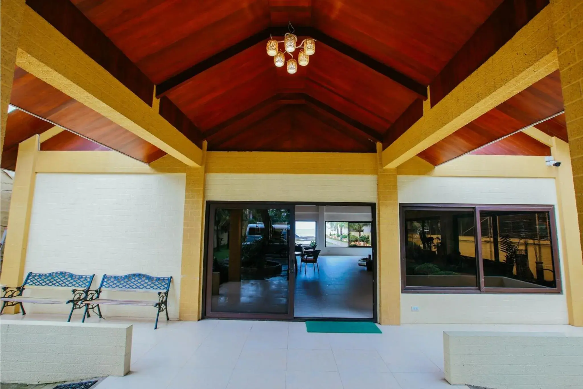 Property building in Paradise Garden Hotel and Convention Center Boracay Powered by ASTON Property building in Paradise Garden Hotel and Convention Center Boracay Powered by ASTON