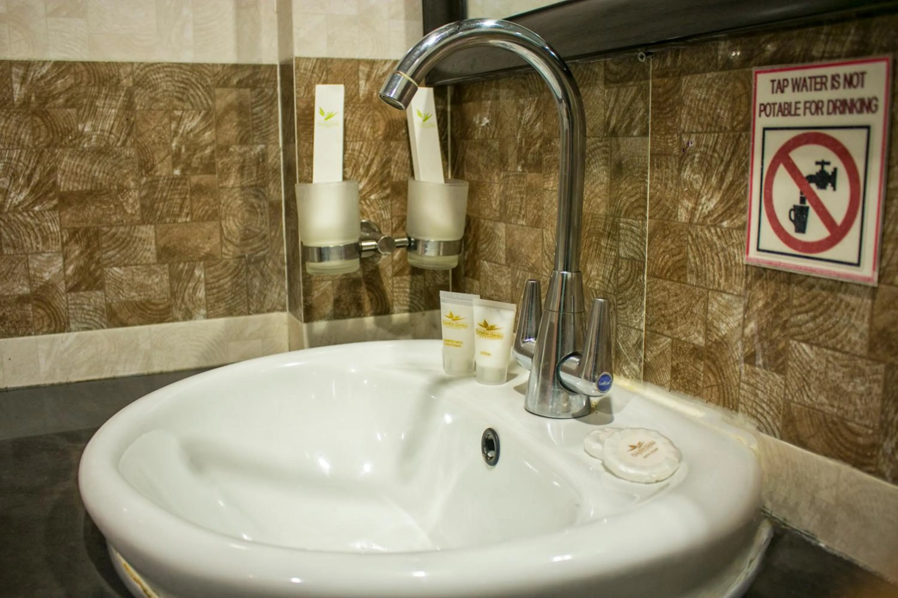 Toilet in Paradise Garden Hotel and Convention Center Boracay Powered by ASTON