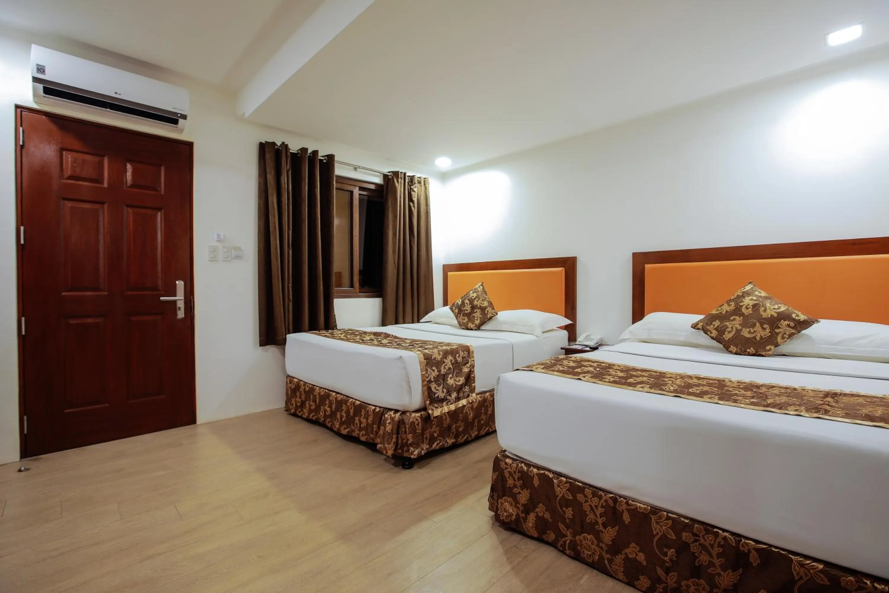 Bedroom, Bed in Paradise Garden Hotel and Convention Center Boracay Powered by ASTON