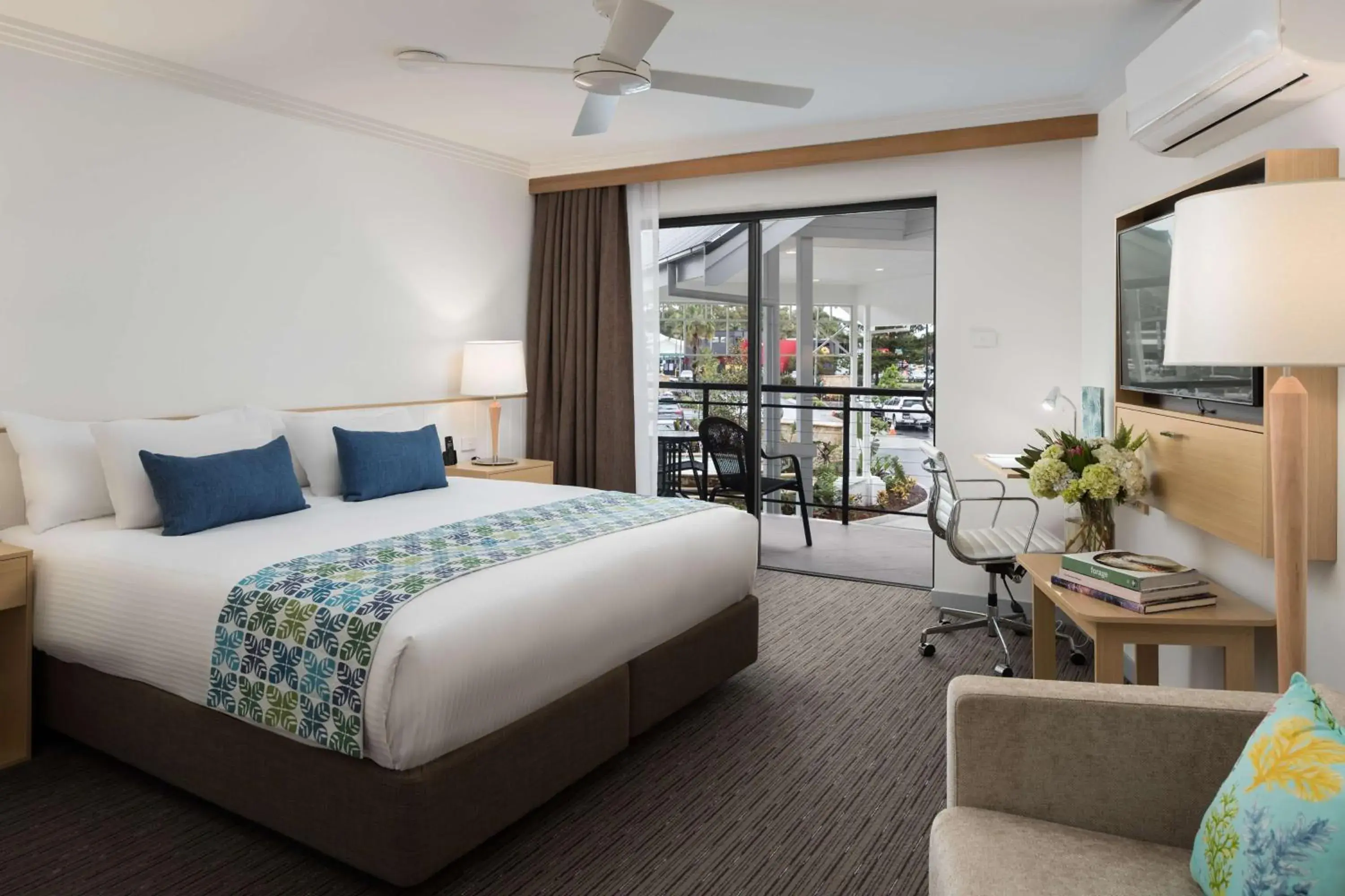 Photo of the whole room, Bed in Sails Port Macquarie by Rydges Photo of the whole room, Bed in Sails Port Macquarie by Rydges