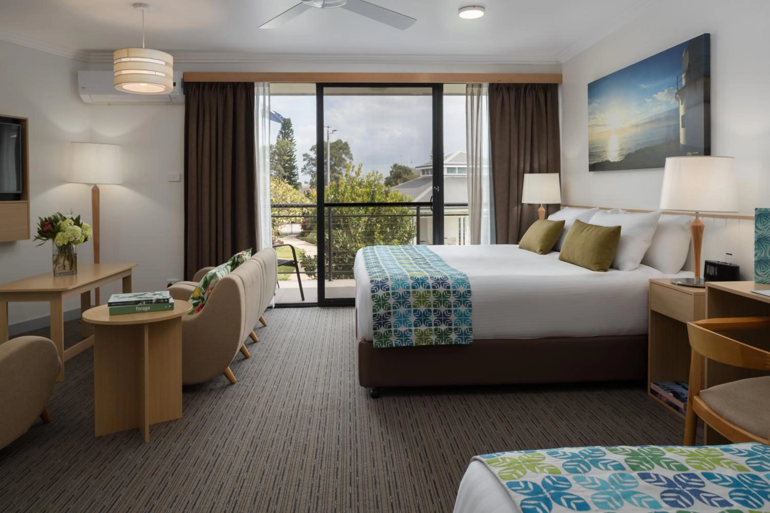 Photo of the whole room, Bed in Sails Port Macquarie by Rydges