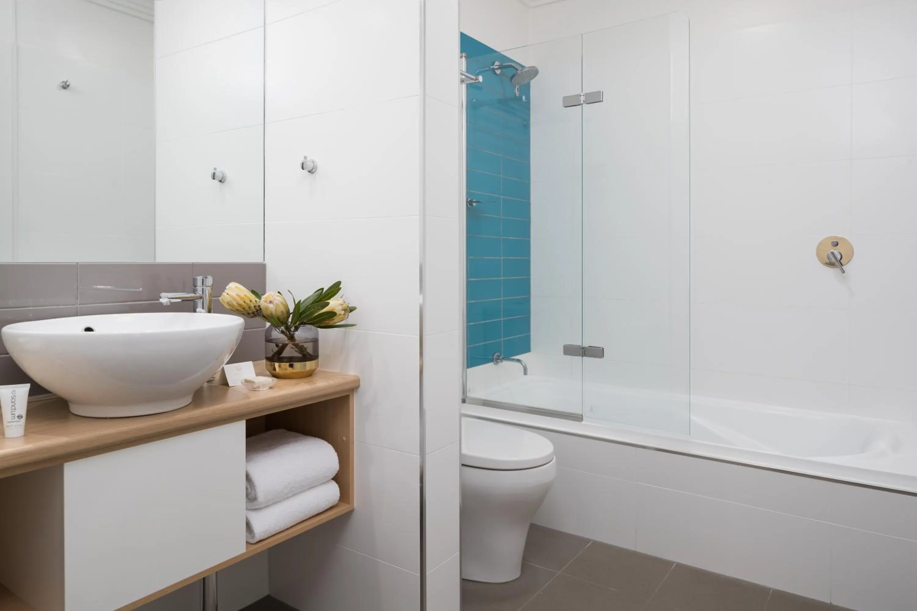 Bath in Sails Port Macquarie by Rydges