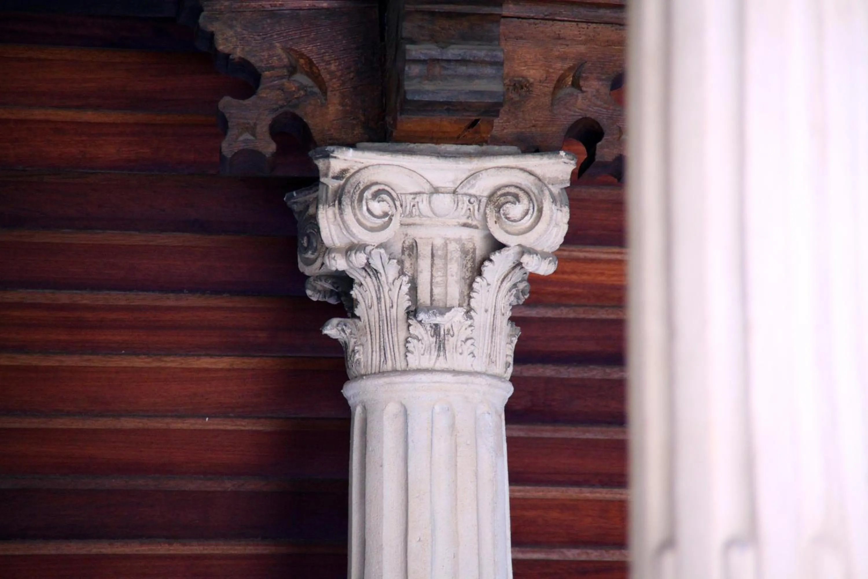 Facade/entrance in Petit Palace Hotel Tres