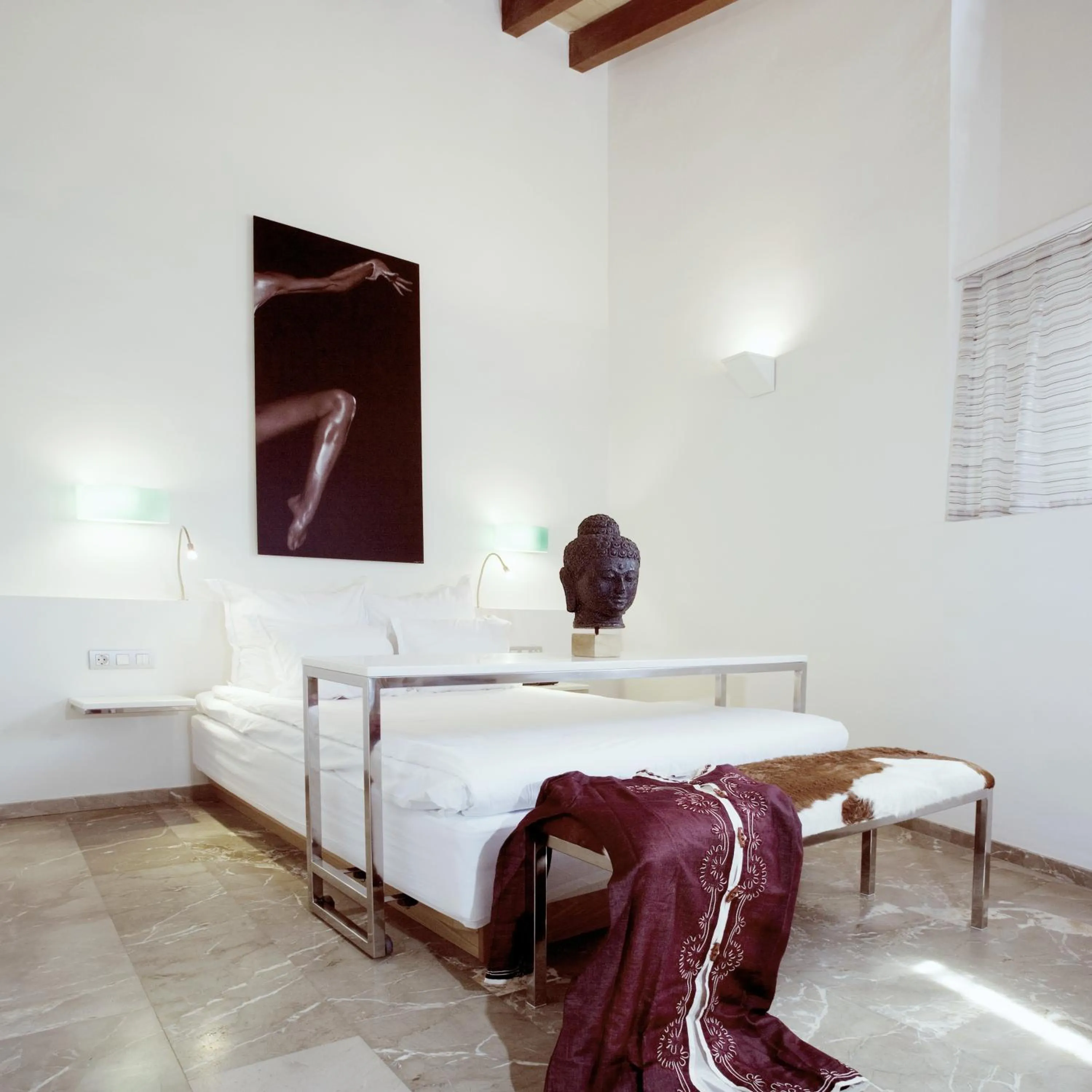 Photo of the whole room, Bed in Petit Palace Hotel Tres