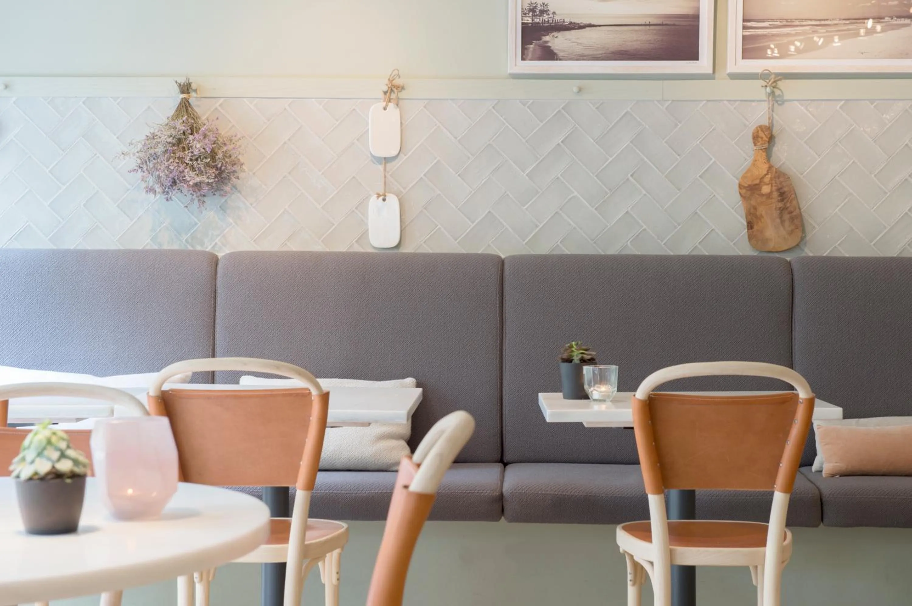 Lounge or bar in Petit Palace Hotel Tres